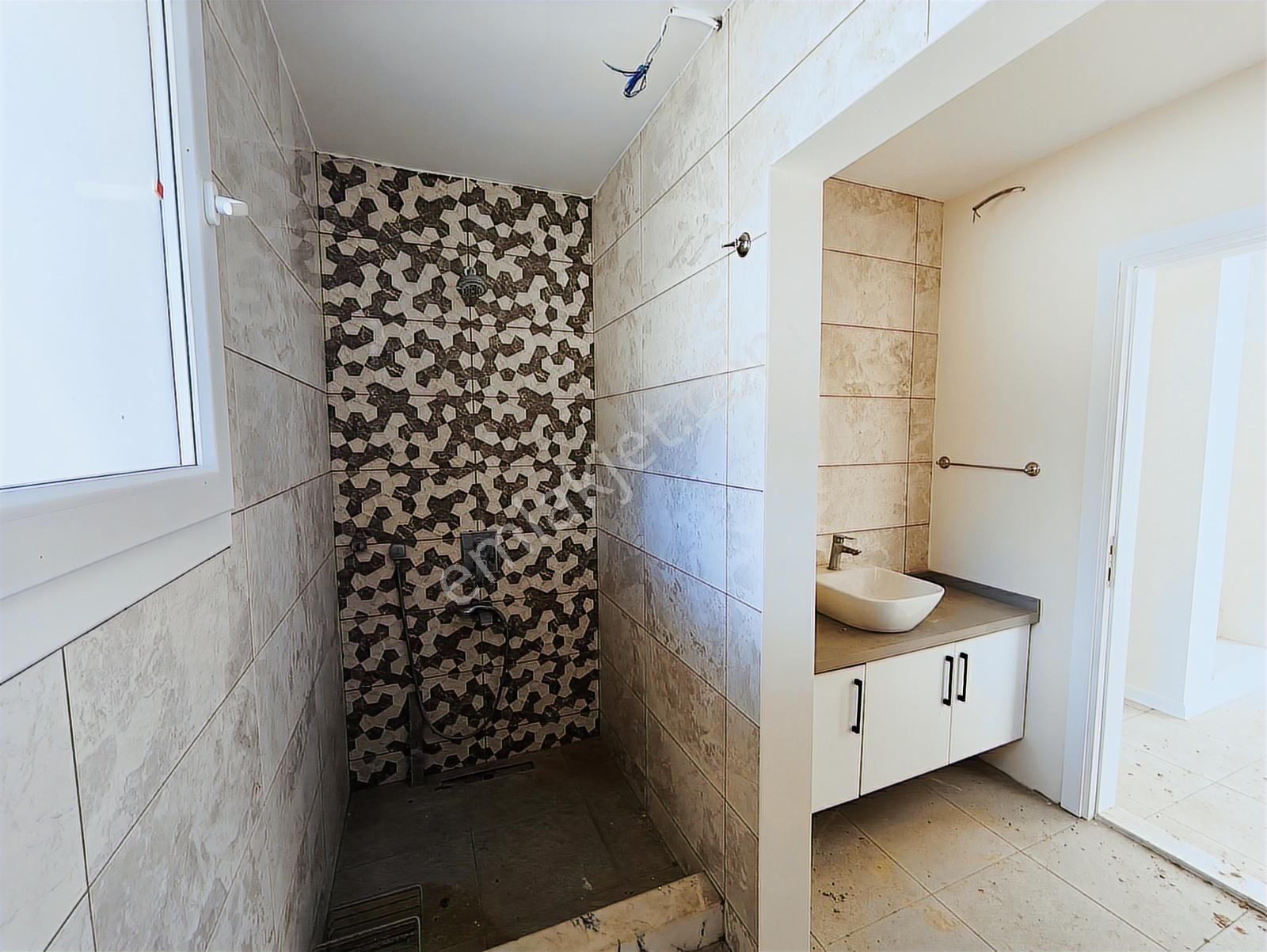 Kuşadası Caferli'de, Satılık, 3+1, Sıra Dışı, Müstakil Villa - Görsel 31