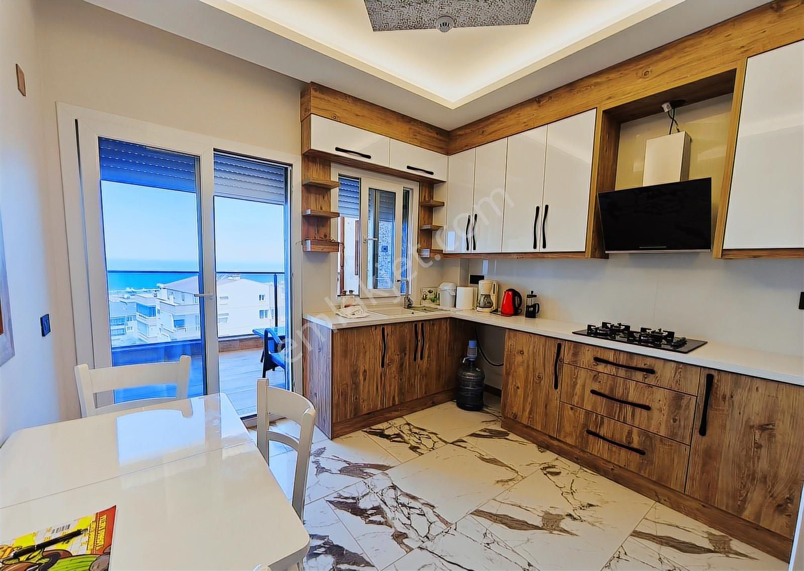 Kuşadası'da Satılık, Panoramik Manzaralı, 3+1 Lüks Daire - Görsel 10