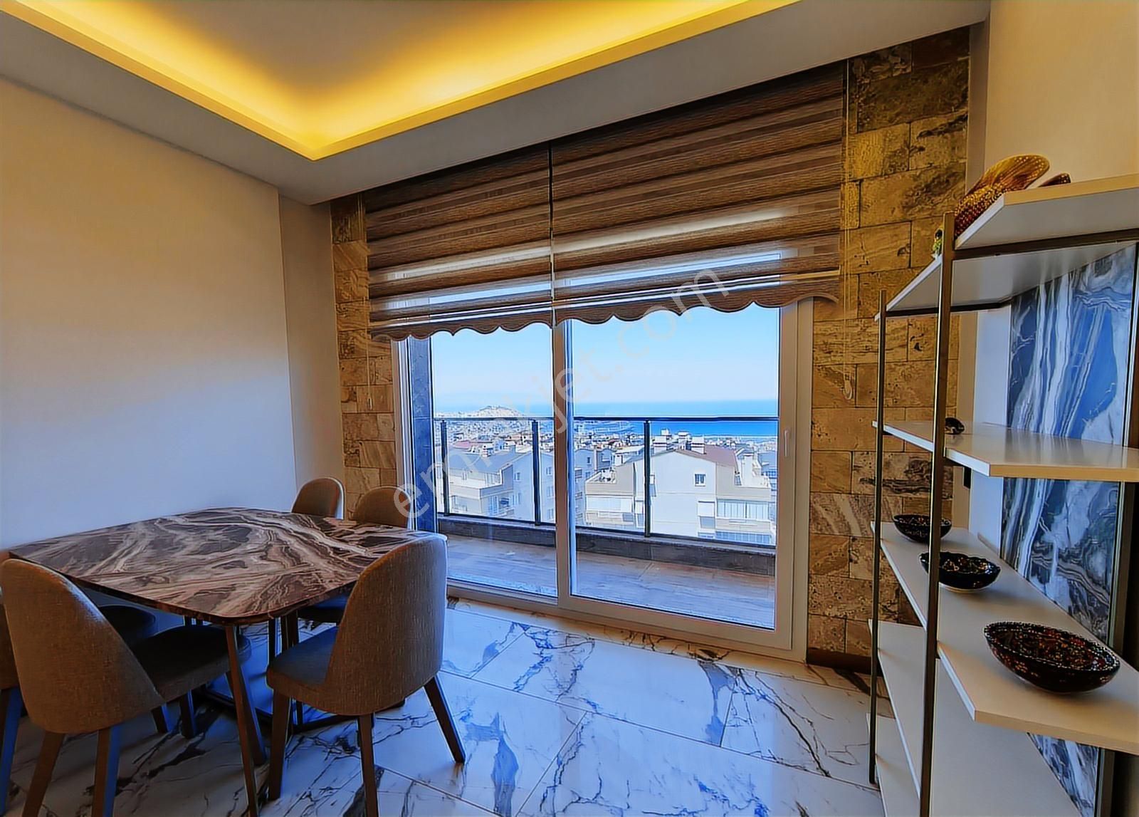 Kuşadası'da Satılık, Panoramik Manzaralı, 3+1 Lüks Daire - Görsel 18