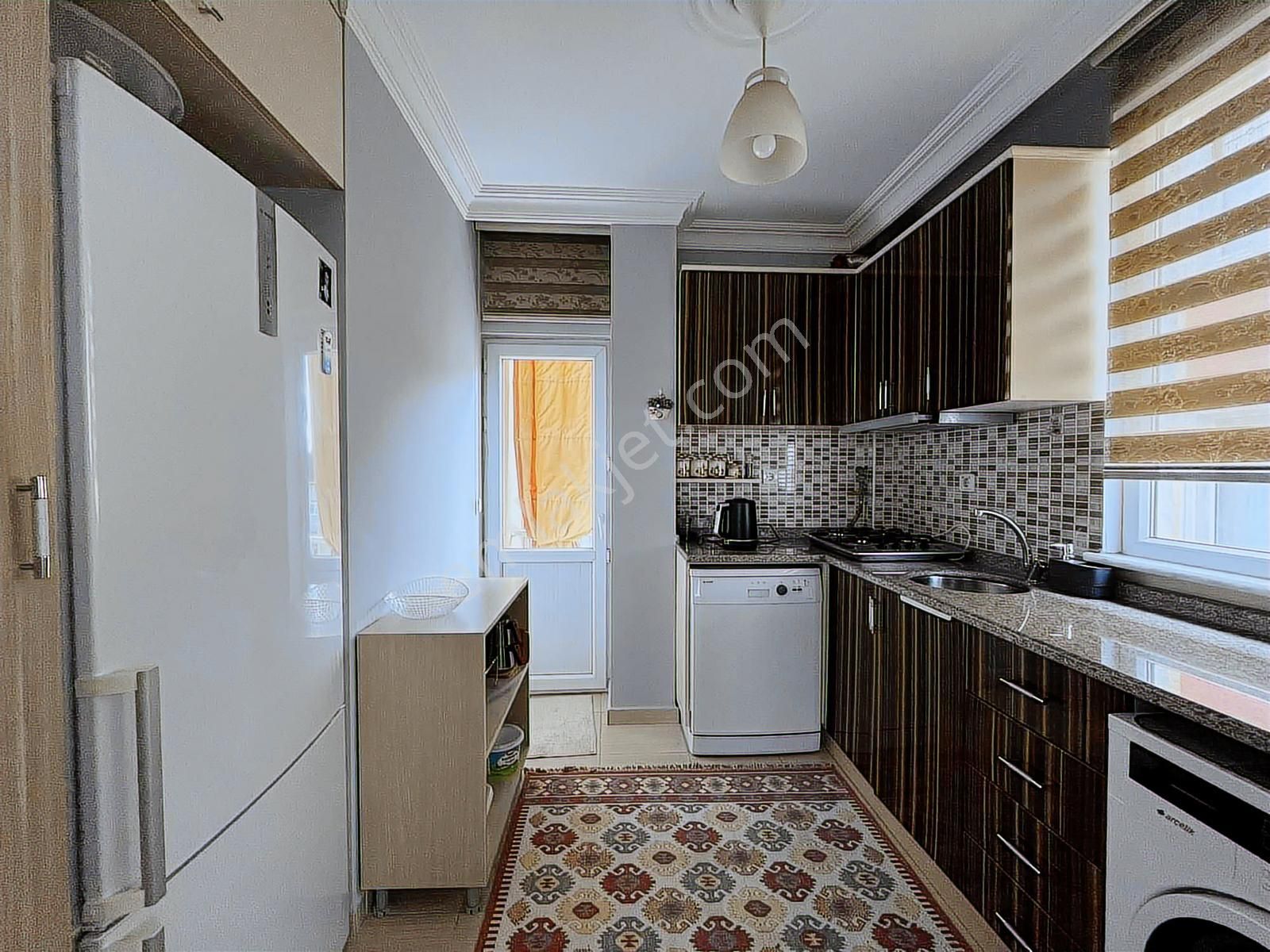 Ümraniye Altınşehir, Mobilyalı 2+1 Metroya Yakın Kiralık Daire - Görsel 7