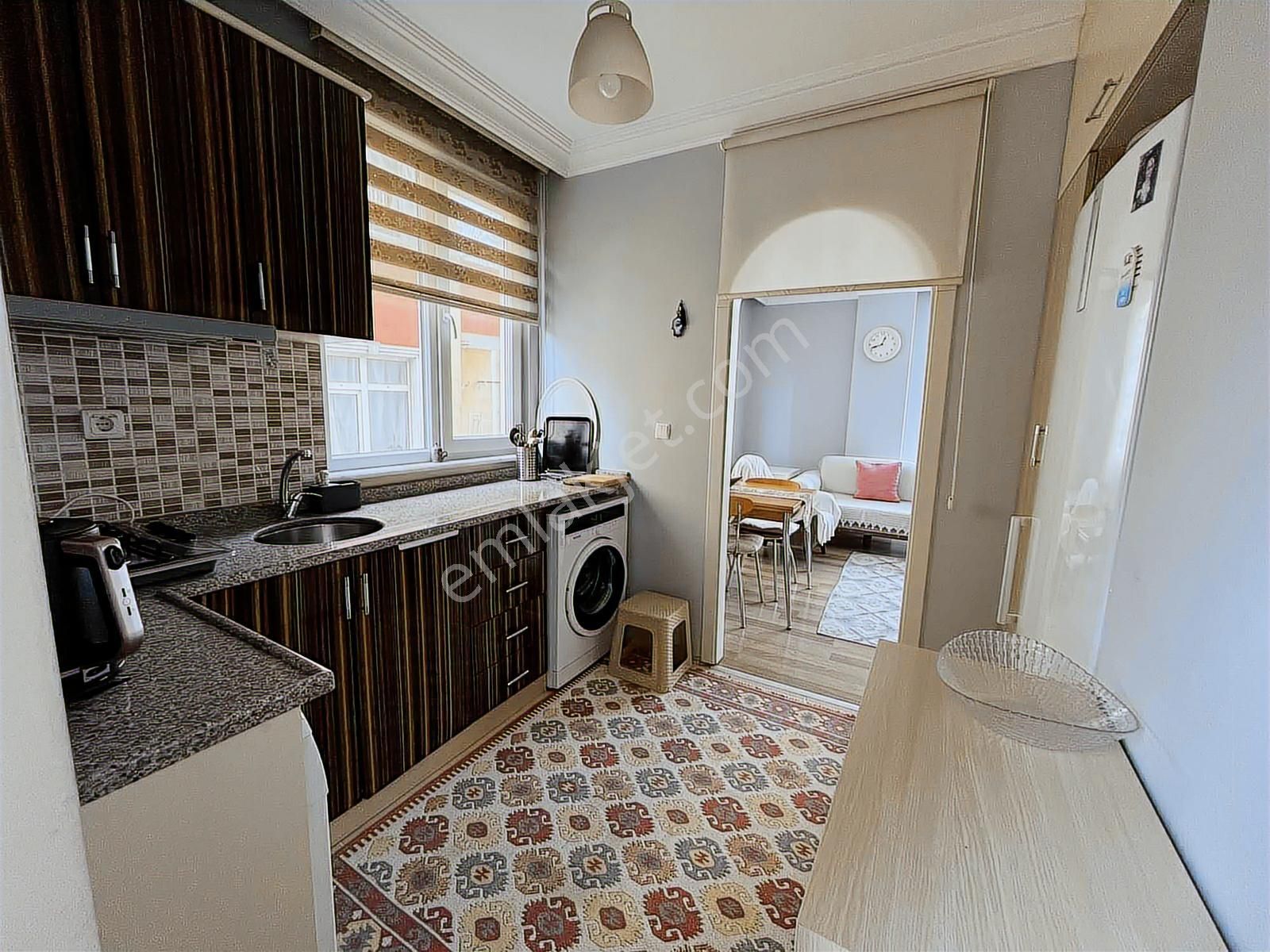 Ümraniye Altınşehir, Mobilyalı 2+1 Metroya Yakın Kiralık Daire - Görsel 8