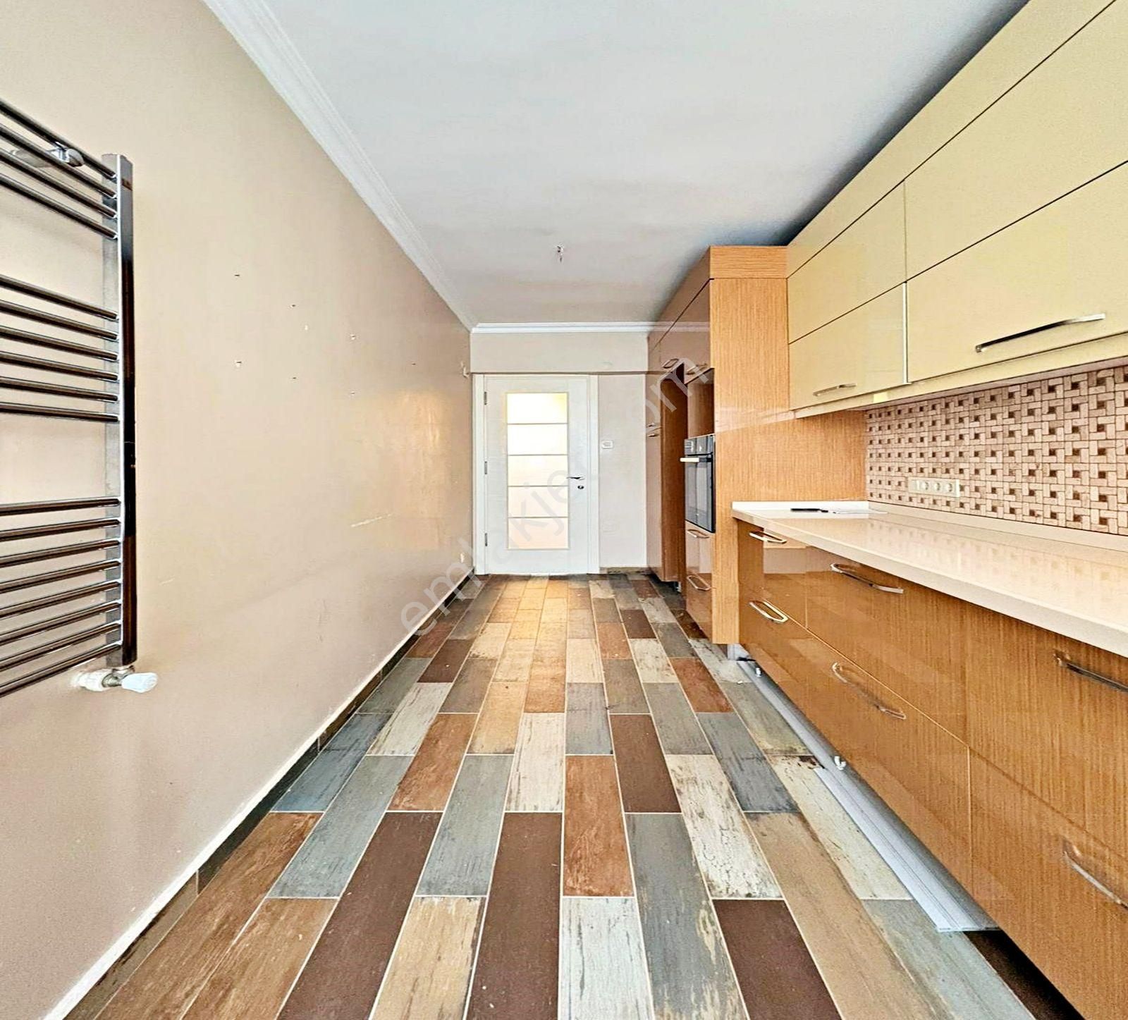 Beylikdüzü Makyol Yanı Kat Mülkiyetli 3+1 Boş Satılık Daire - Görsel 7