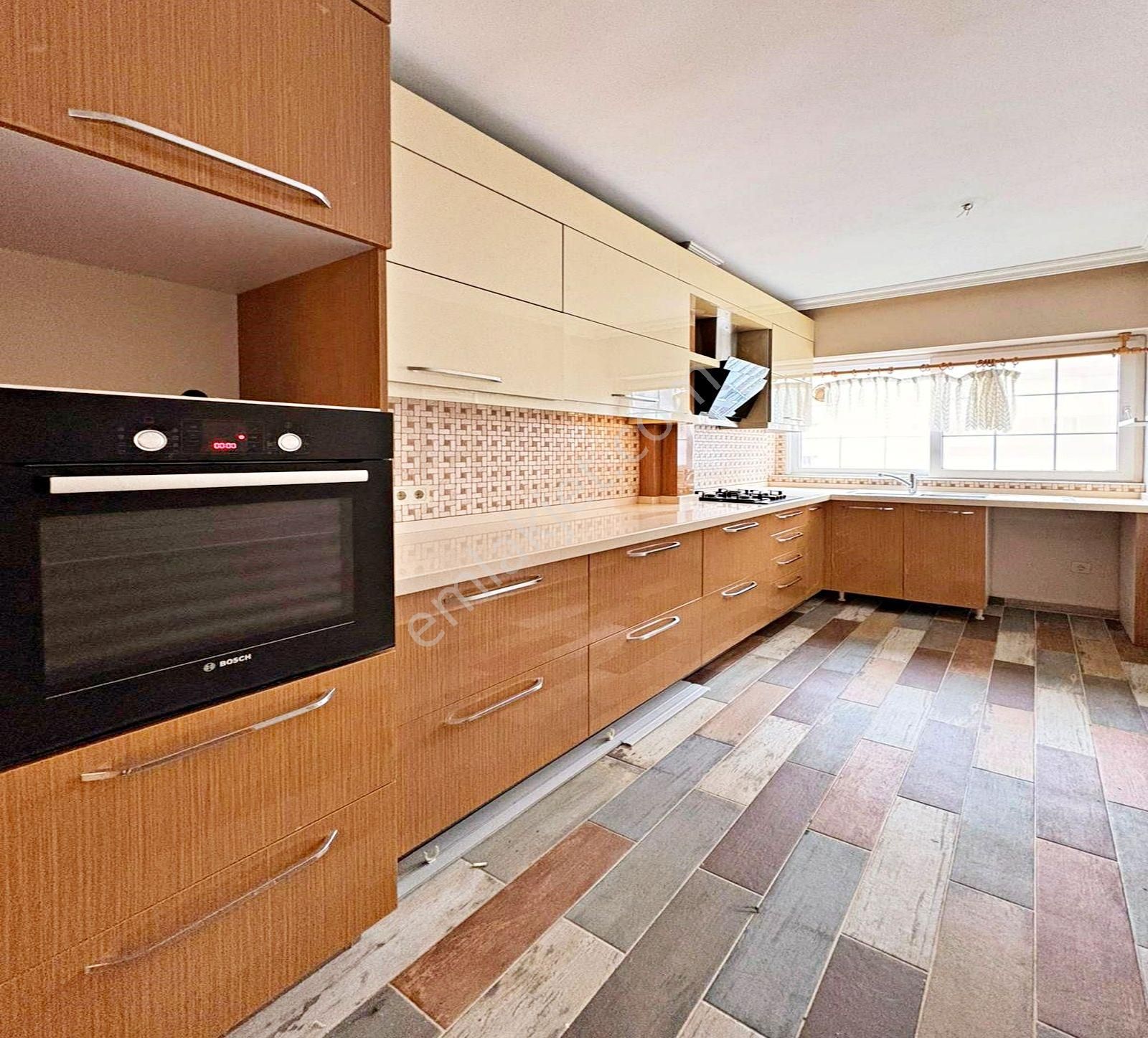 Beylikdüzü Makyol Yanı Kat Mülkiyetli 3+1 Boş Satılık Daire - Görsel 3