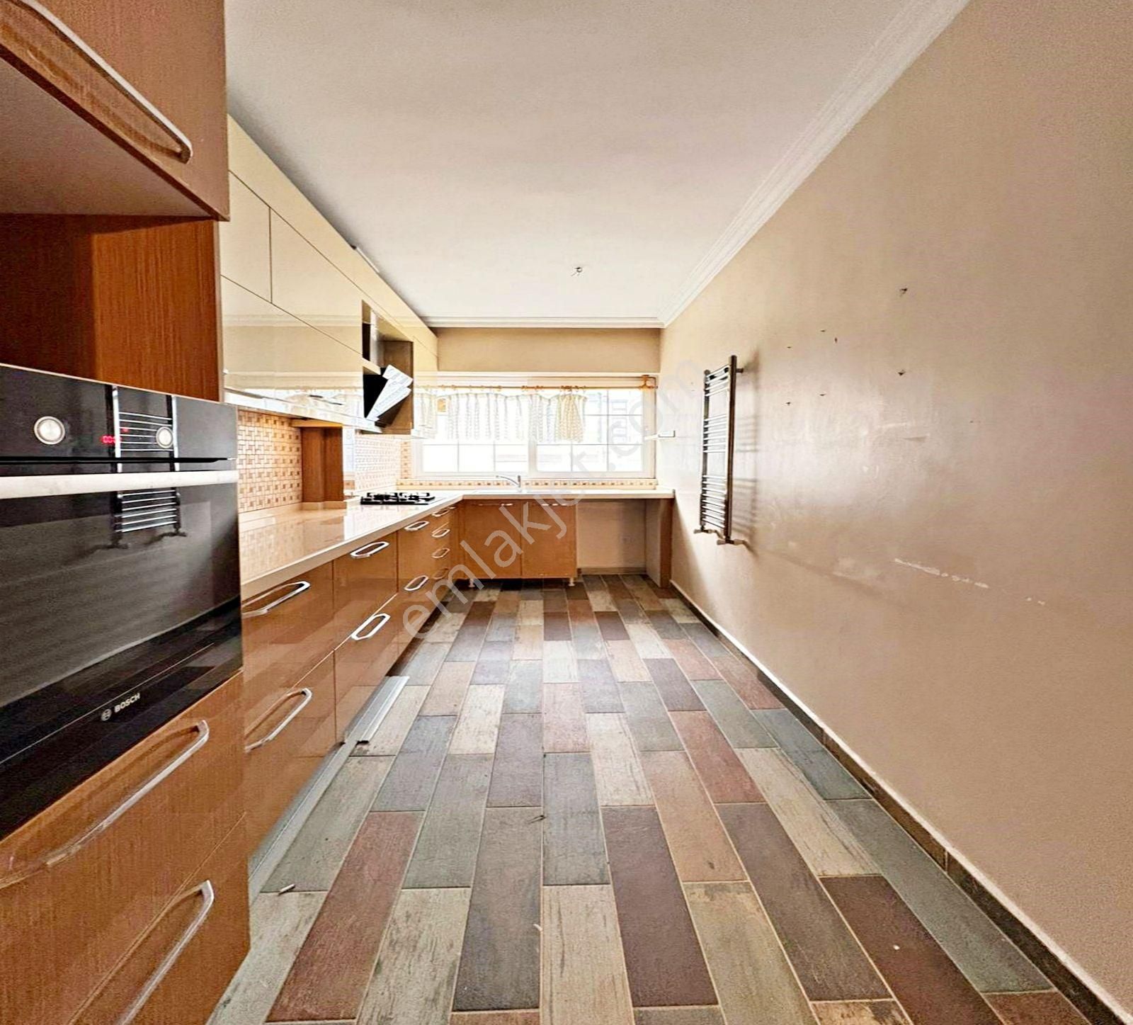 Beylikdüzü Makyol Yanı Kat Mülkiyetli 3+1 Boş Satılık Daire - Görsel 2