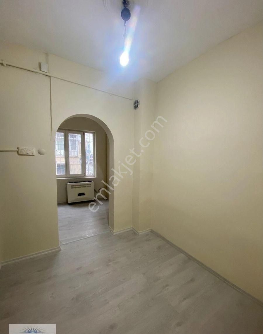 Eti'den Ortaköy Merkezde, İçi Sıfır 1+1 Düz Giriş, Bahçeli - Görsel 14