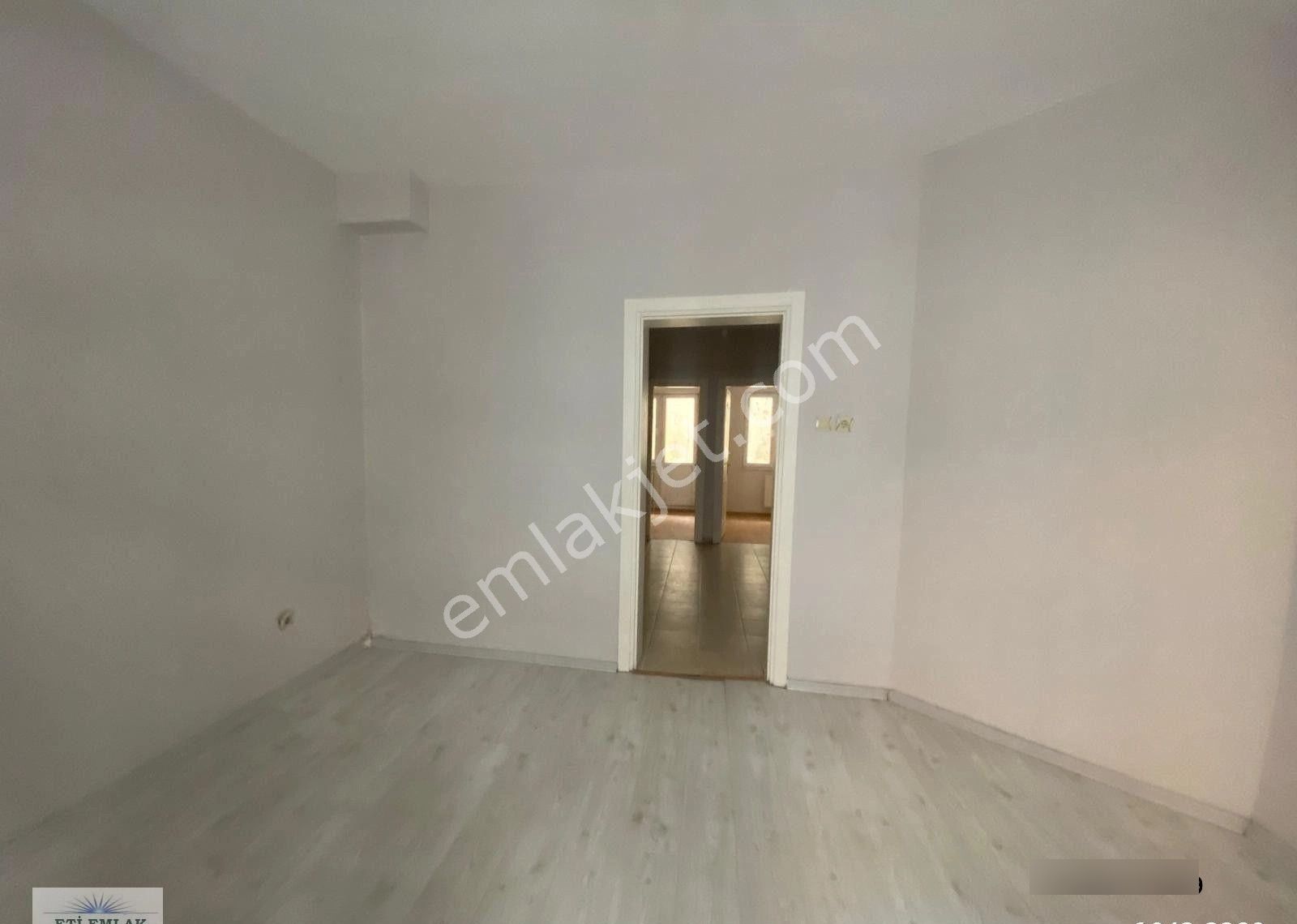 Eti'den Ortaköy'de 2+1 75m2 Yenilenmiş Yüksek Giriş, Bahçeli - Görsel 4