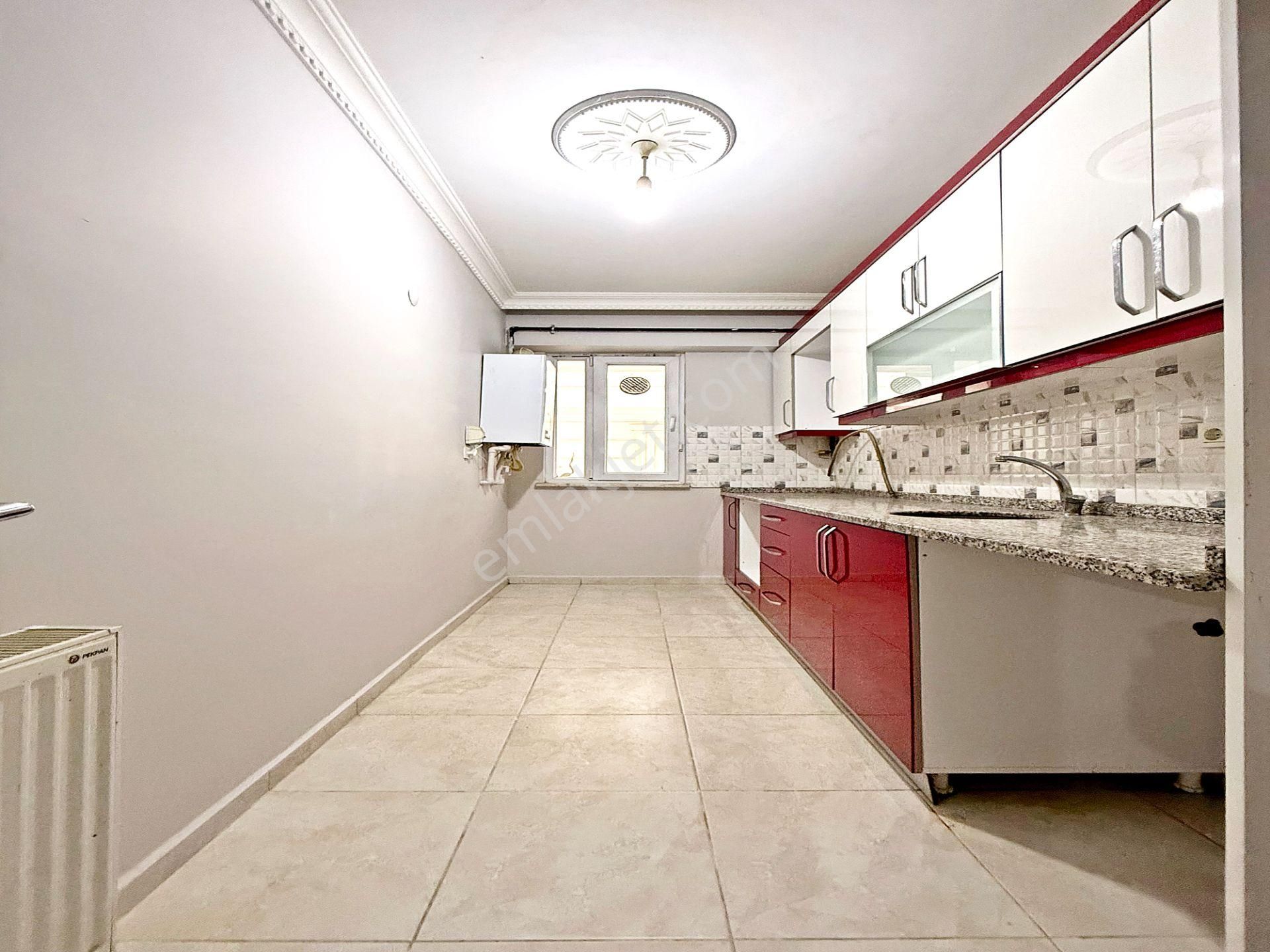 Metrobüse Yürüme Mesafesinde Kiralama Garantili 2+1 Yüksek Giriş - Görsel 3