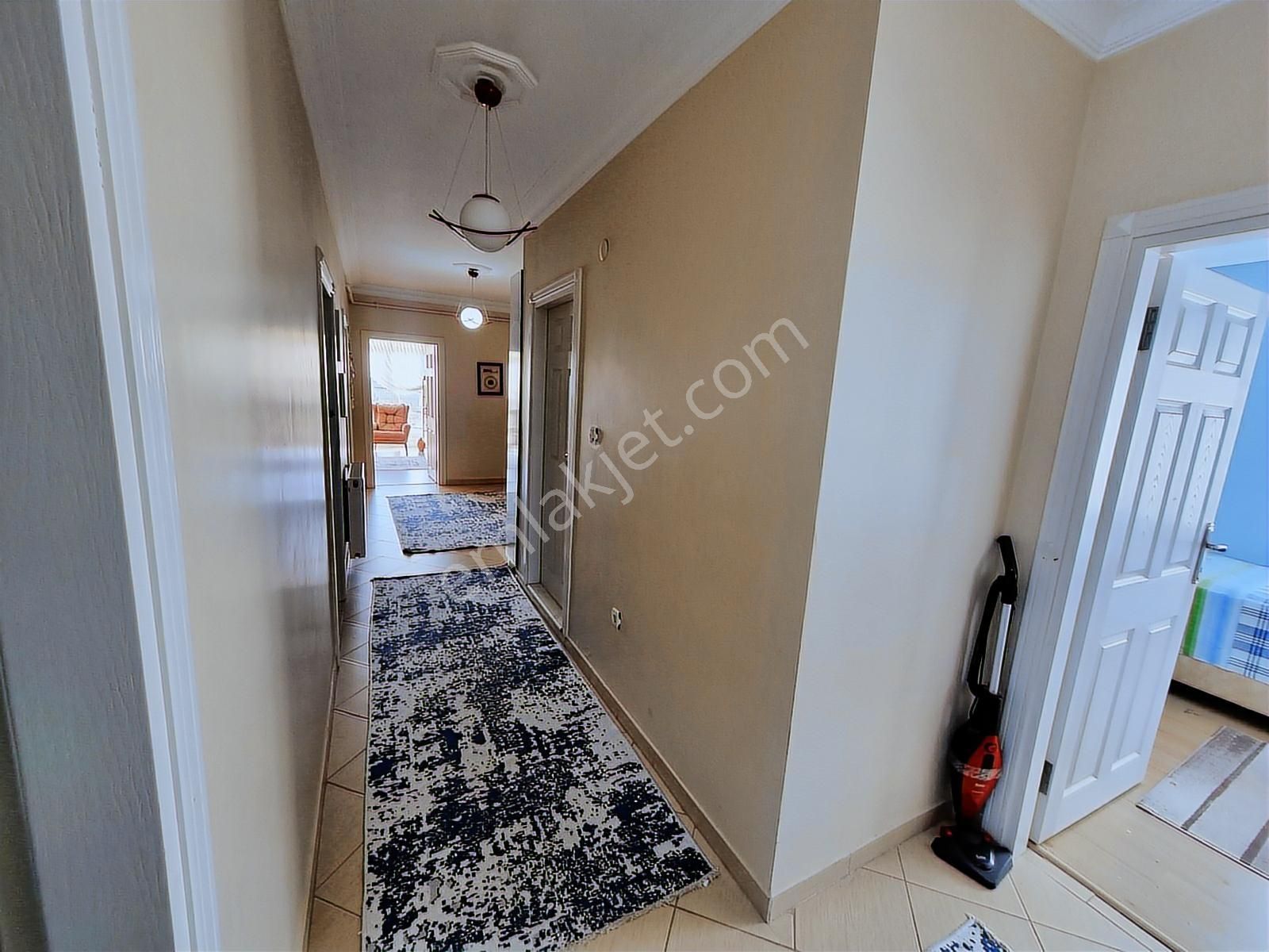 Pınartepe Mahallesi 4+1 Satılık Büyük Daire Asansörlü Köşebaşı - Görsel 29