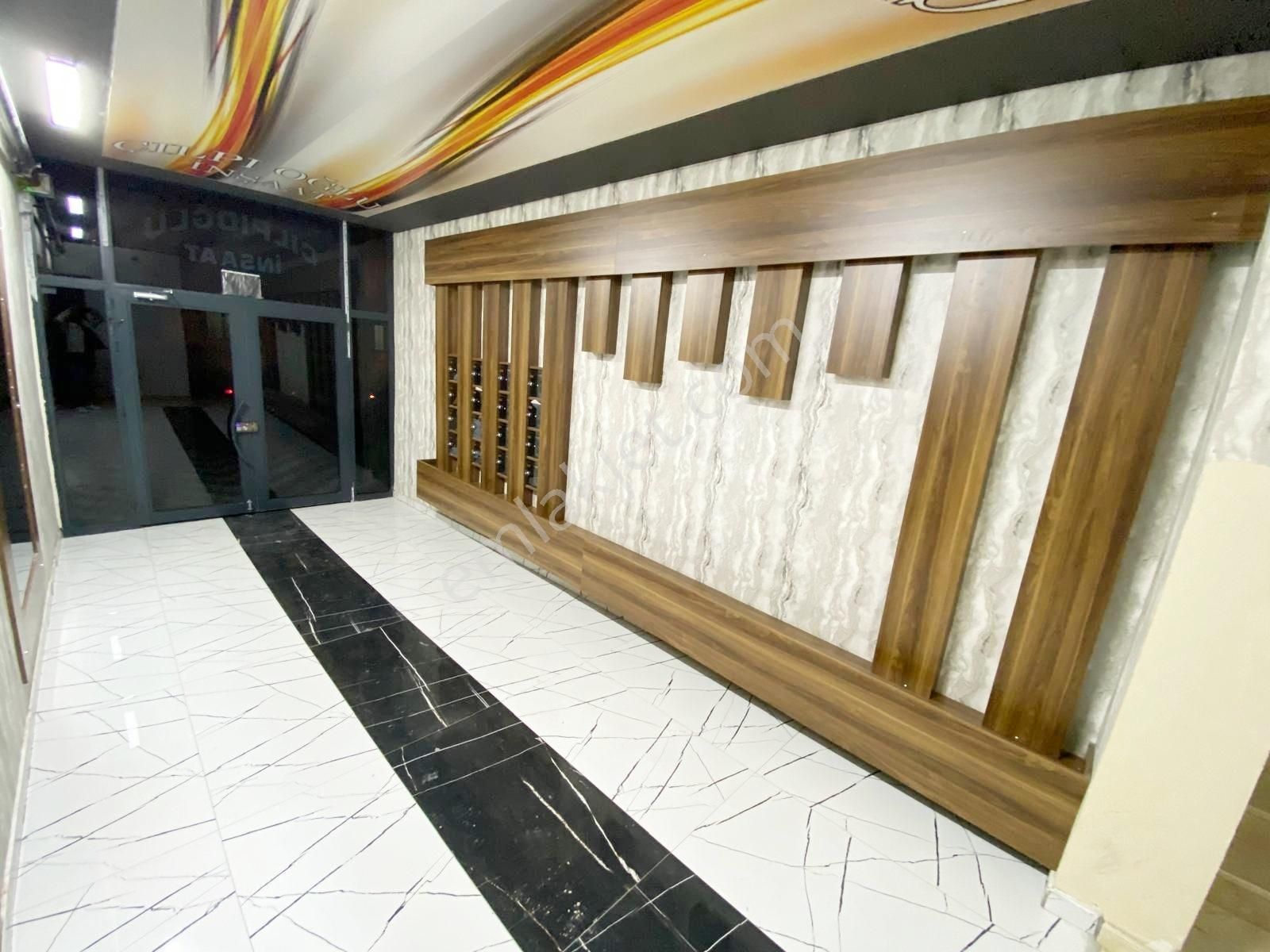 Yetki Belgeli Merkezi Lokasyon Kat Konumunda 3+1 Y.giriş Daire!! - Görsel 35