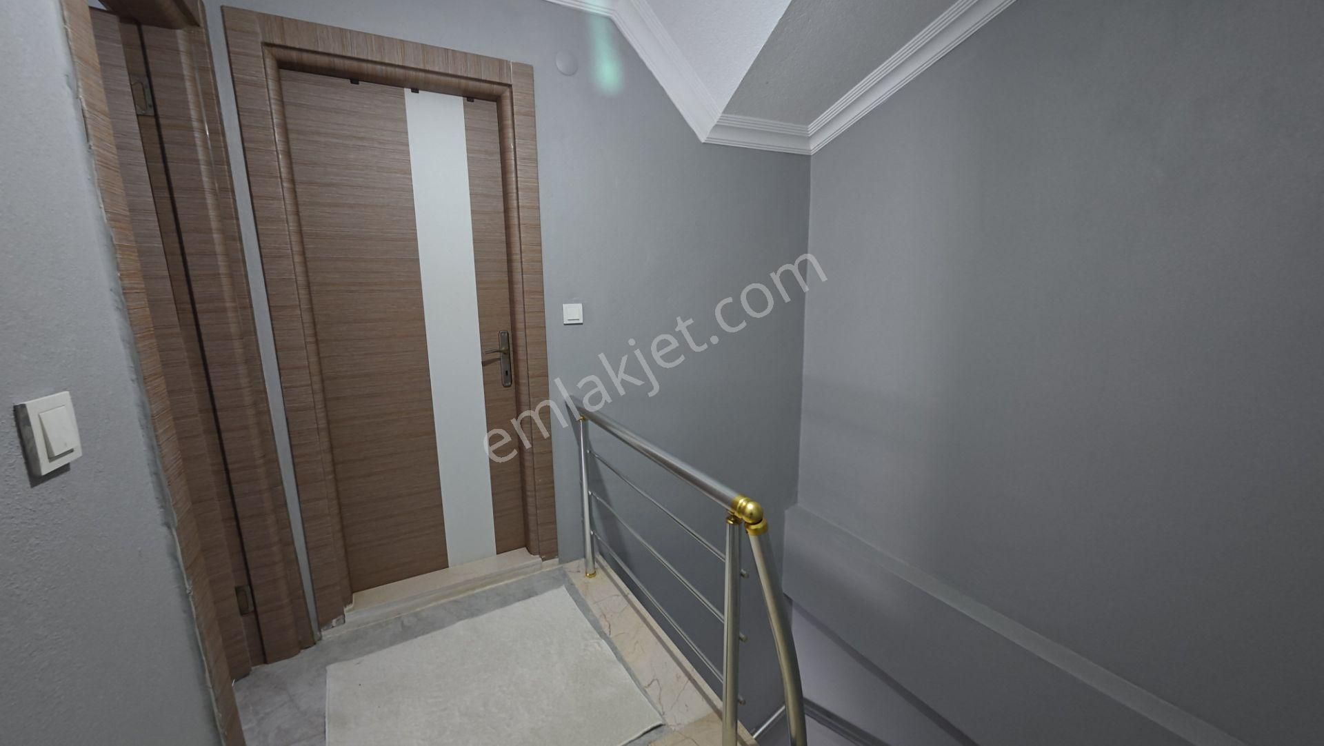 Kocaali'de Sahile Yürüme Mesafesinde 3+1 Geniş Villa - Görsel 21