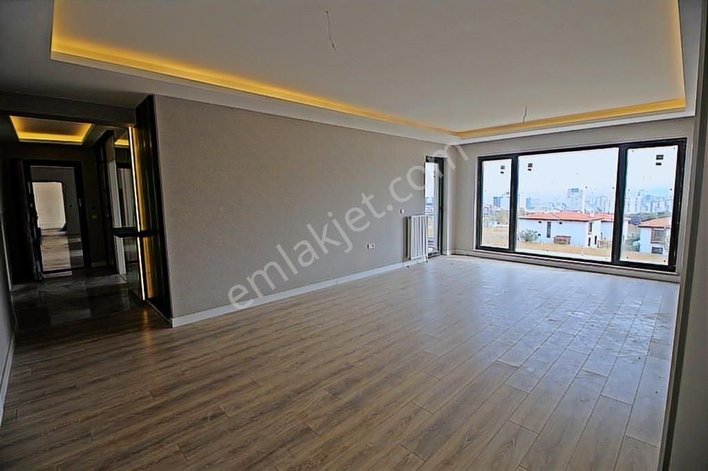 Bağlıcada Kapalı Otoparklı Site İçerisinde 4+1 Satılık Daire - Görsel 28