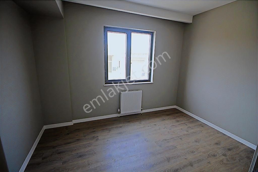 Bağlıcada Kapalı Otoparklı Site İçerisinde 4+1 Satılık Daire - Görsel 31