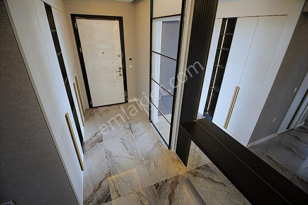 Bağlıcada Kapalı Otoparklı Site İçerisinde 4+1 Satılık Daire - Görsel 4