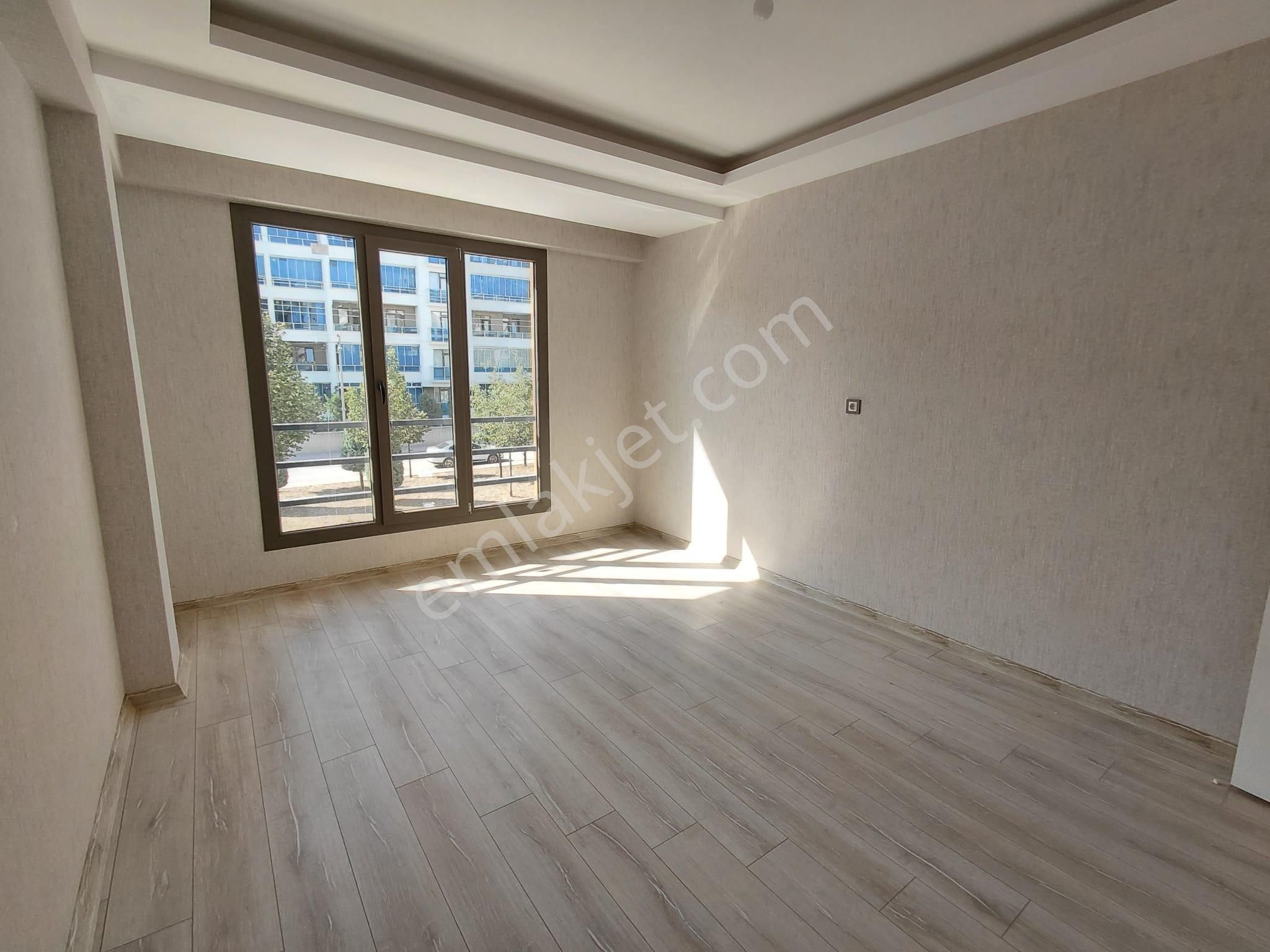 Emrah Çiftci'den Selçuklu Sancak Mahallesi Veysel Karani Caddesi Yanı Satılık 3+1 Lüks Daireler - Görsel 5