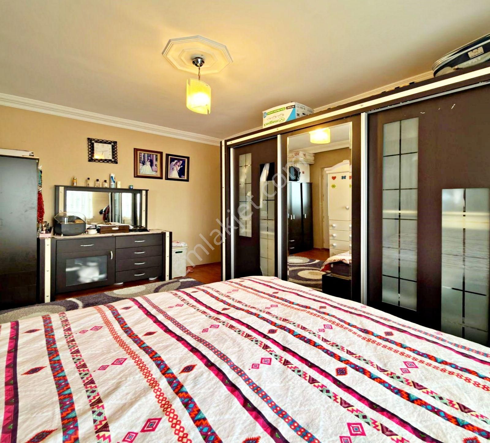 Barış Mahallesi Migros Arkası Masrafsız 3+1 Acil Satılık Daire - Görsel 24