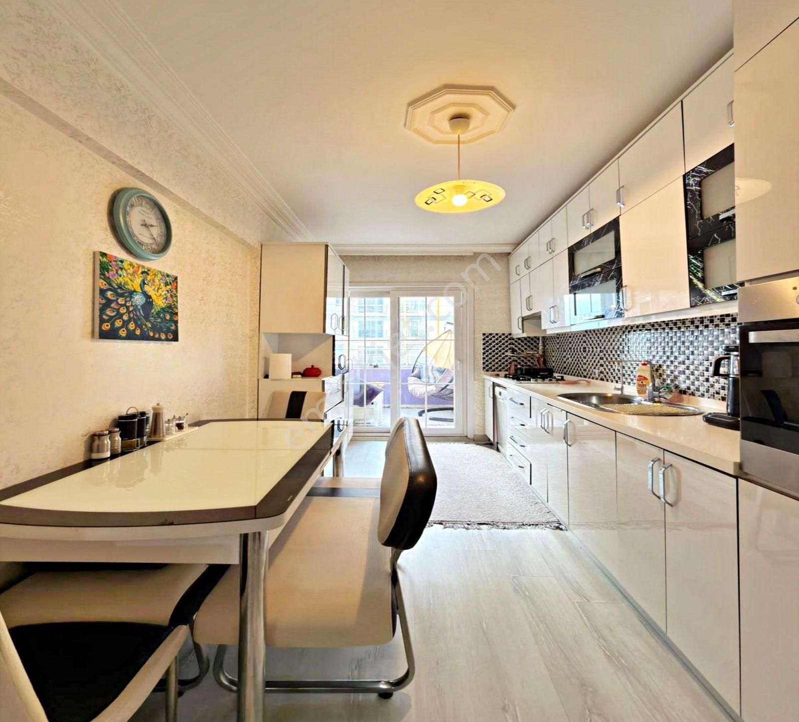 Barış Mahallesi Migros Arkası Masrafsız 3+1 Acil Satılık Daire - Görsel 2