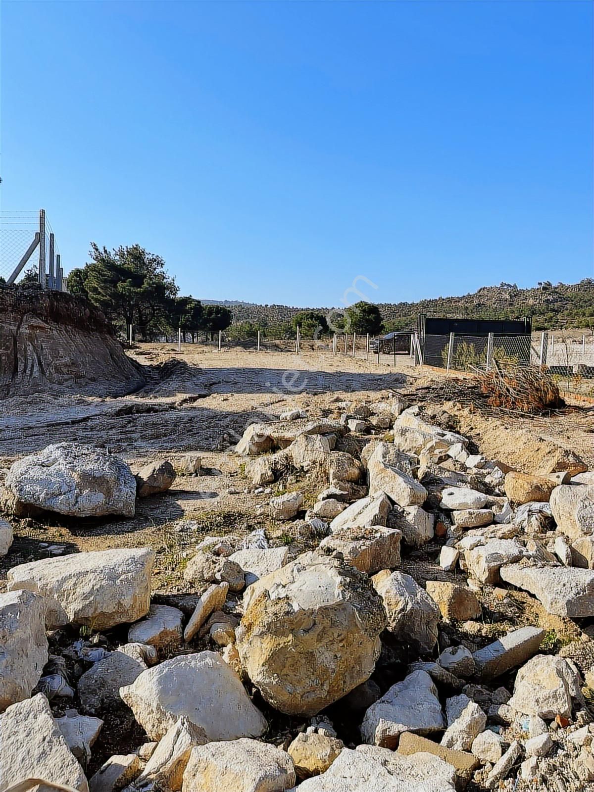 Öz-er Gayrimenkul'den Satılık Doğa Manzaralı Bahçe - Görsel 10