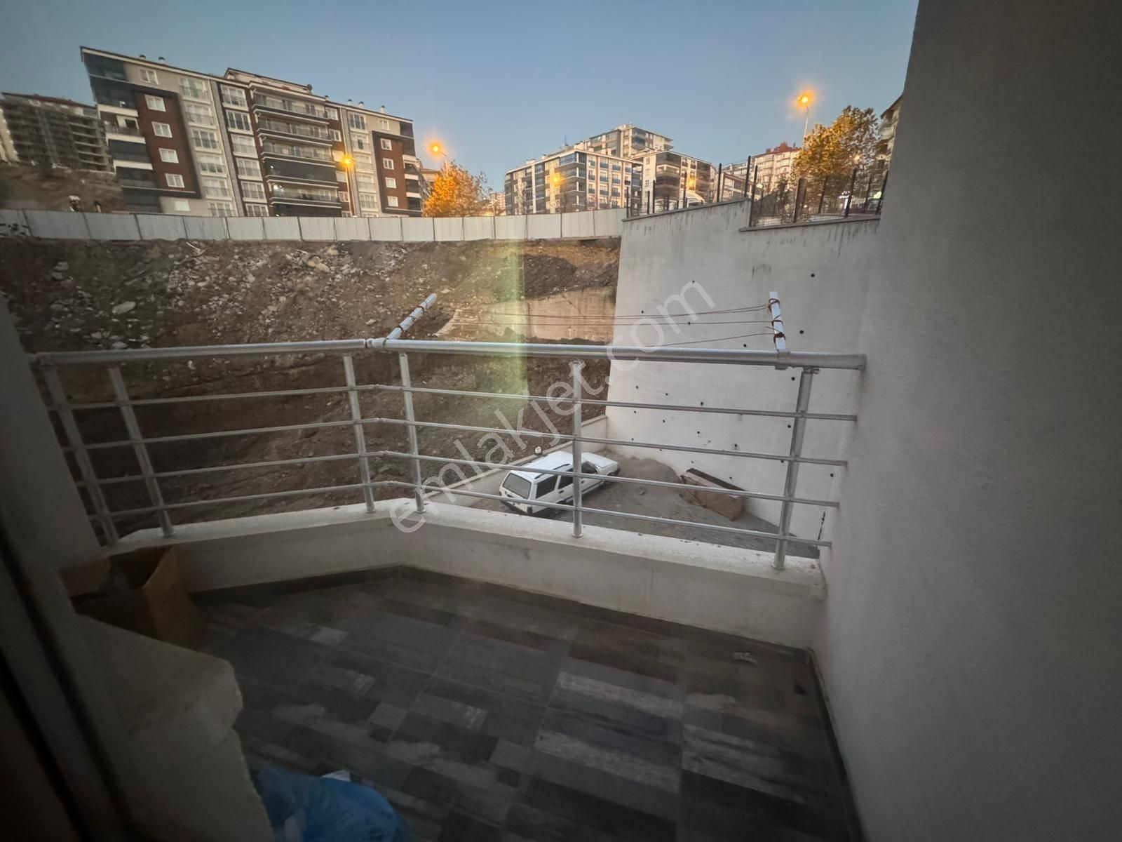 Yılmazer'den 4. Cadde Üzerinde Masrafsız 3+1 İskanlı Acil Satlık - Görsel 21