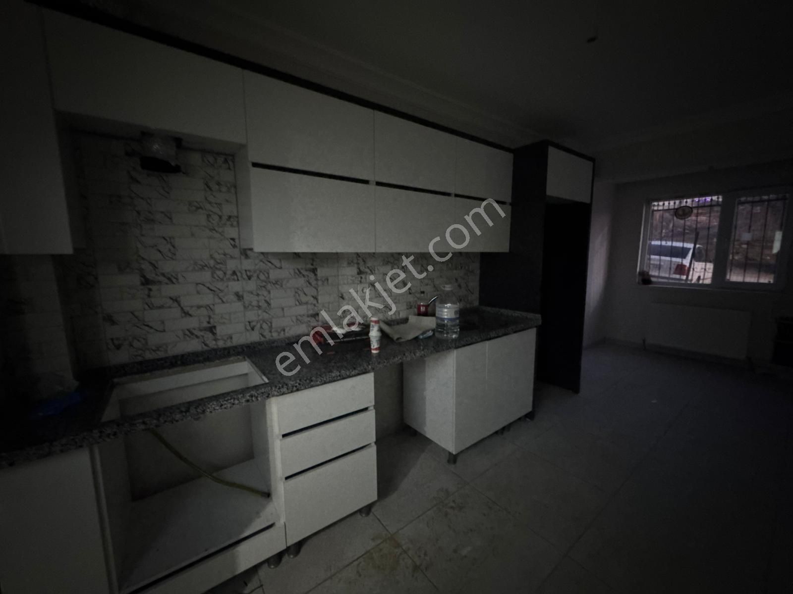 Yılmazer'den 4. Cadde Üzerinde Masrafsız 3+1 İskanlı Acil Satlık - Görsel 10