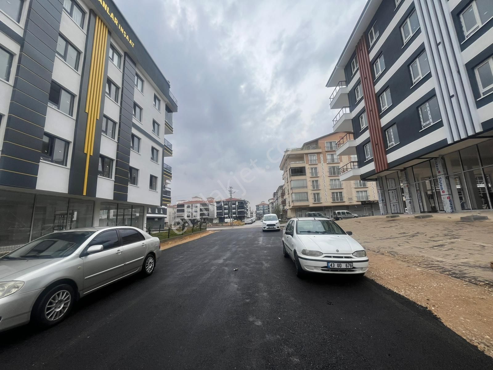 Ultra Lüks Yapılı 3+1 Cadde Üstü Sıfır - Görsel 15