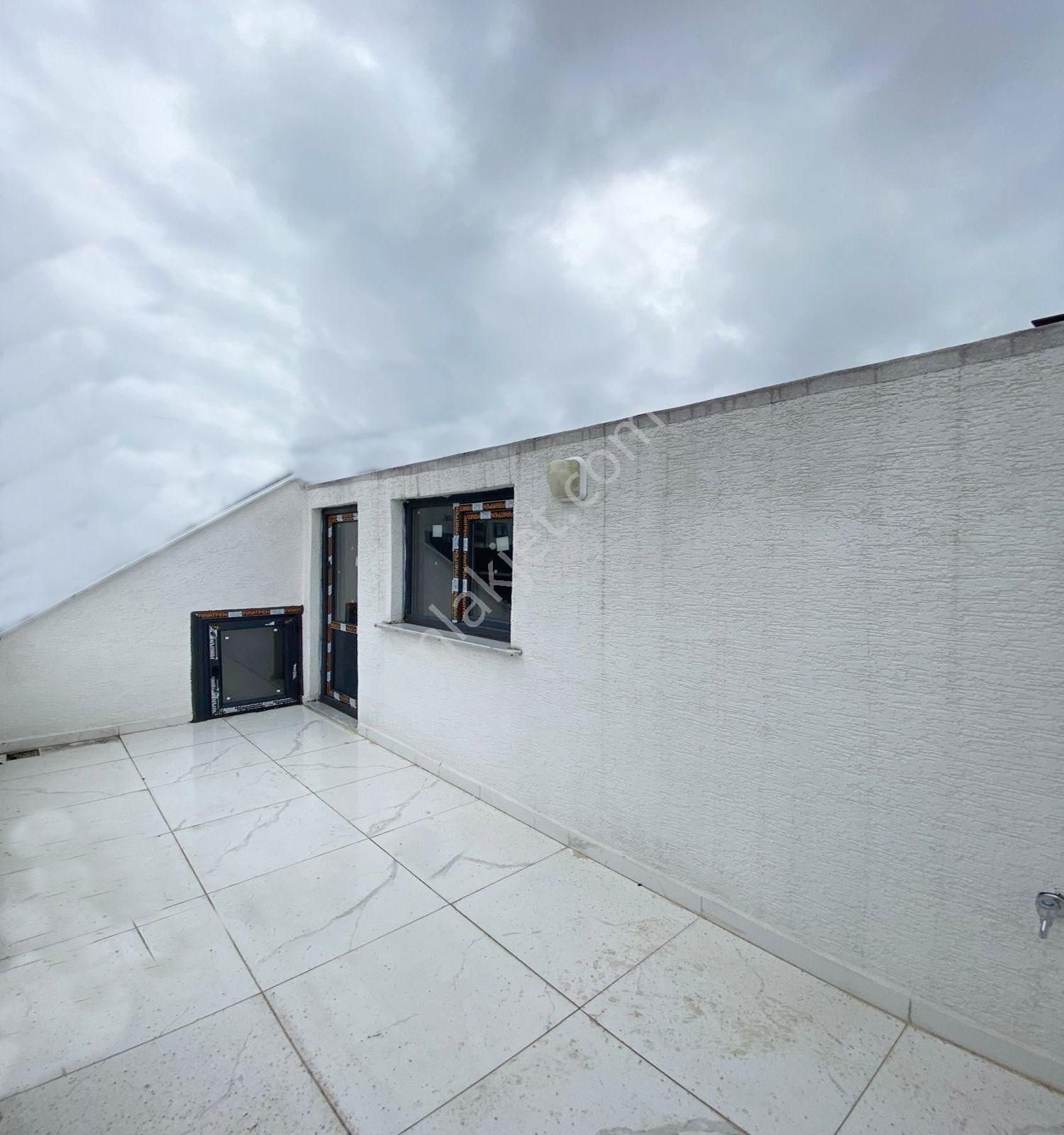 Pusula Yapı'dan Cadde Üzerinde Yüksek Kredili 4+1 Üst Dubleks!!! - Görsel 13