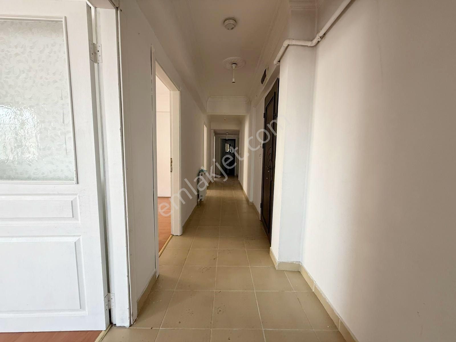 Osmangazi De 3+1 Ara Katta Asansörlü Manzaralı Daire - Görsel 20