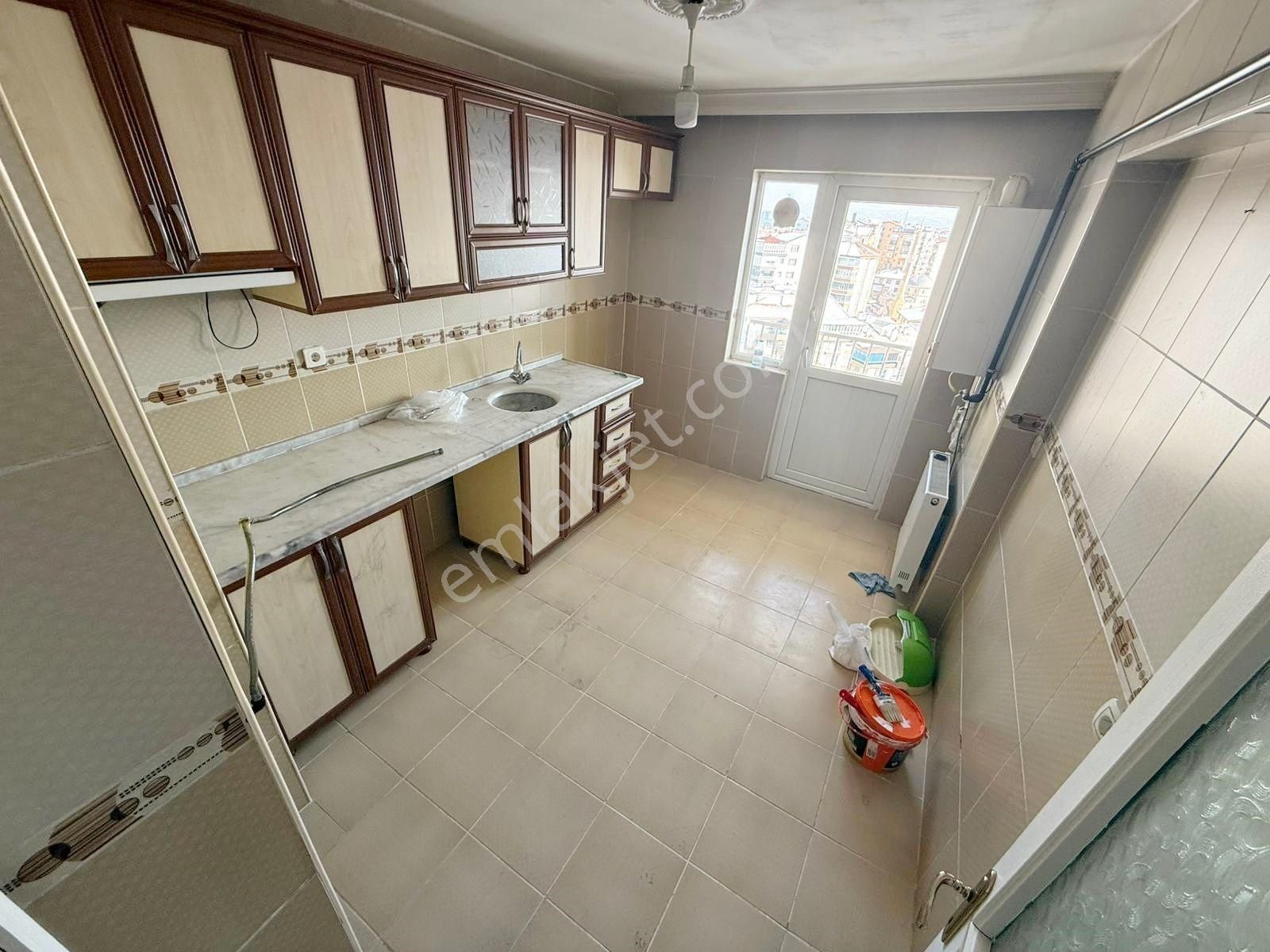 Osmangazi De 3+1 Ara Katta Asansörlü Manzaralı Daire - Görsel 2