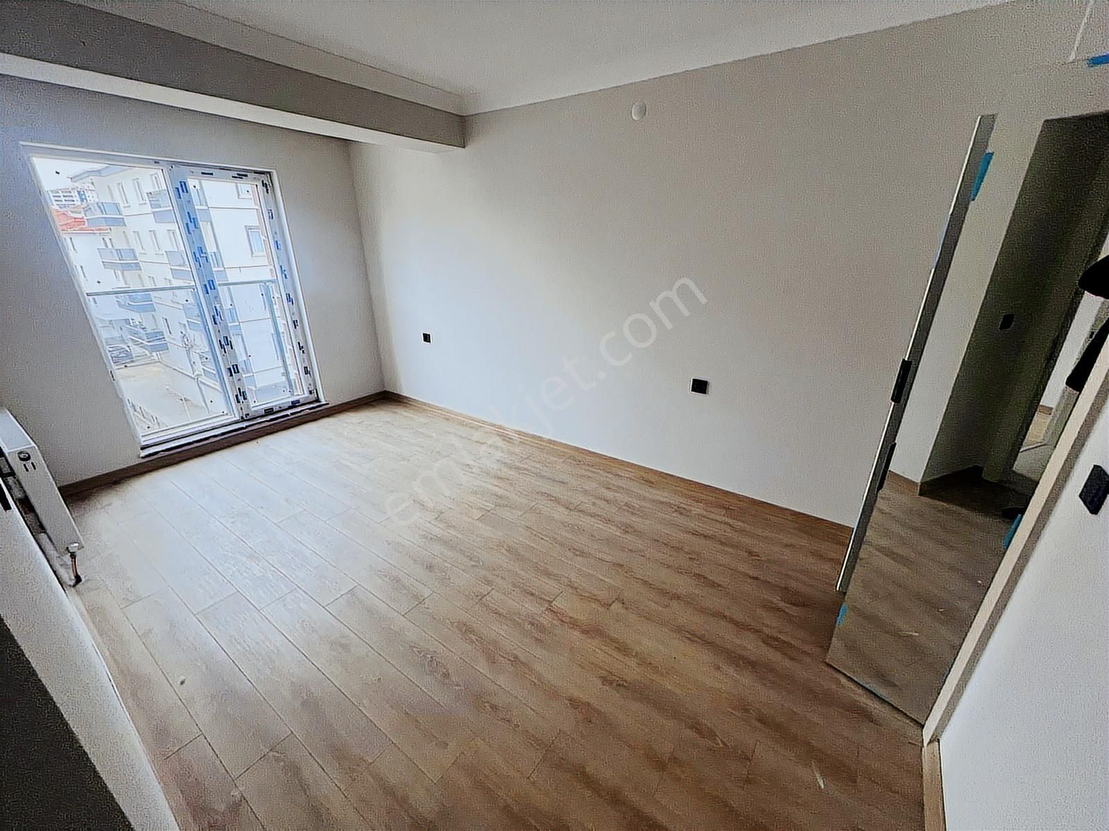 Yenikent Menderes Mah. Sıfır Ara Katta Geniş Balkonlu 3+1 Daire - Görsel 21