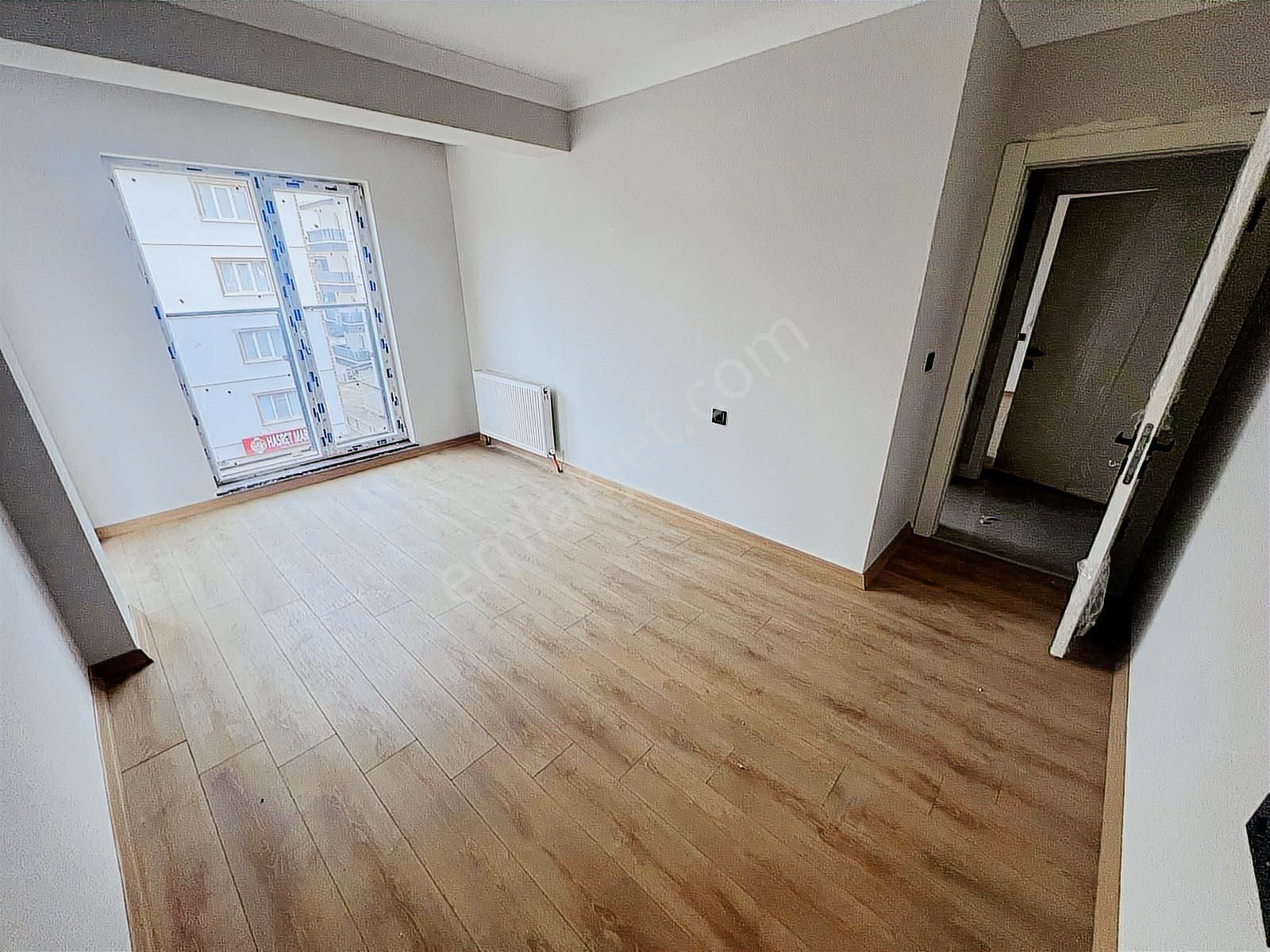 Yenikent Menderes Mah. Sıfır Ara Katta Geniş Balkonlu 3+1 Daire - Görsel 16