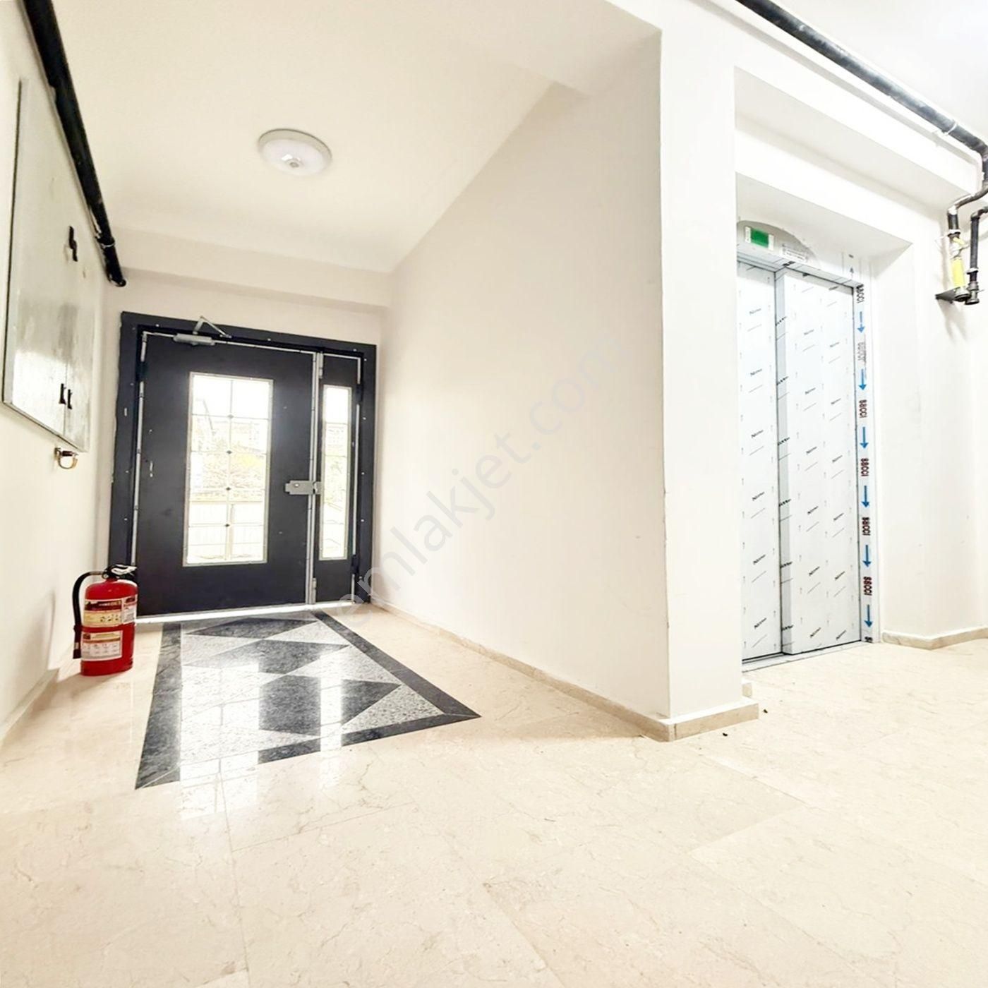 Pusula Yapı'dan Metro'ya Sıfır Konumda Kaçırılmayacak 2+1 Daire!!!