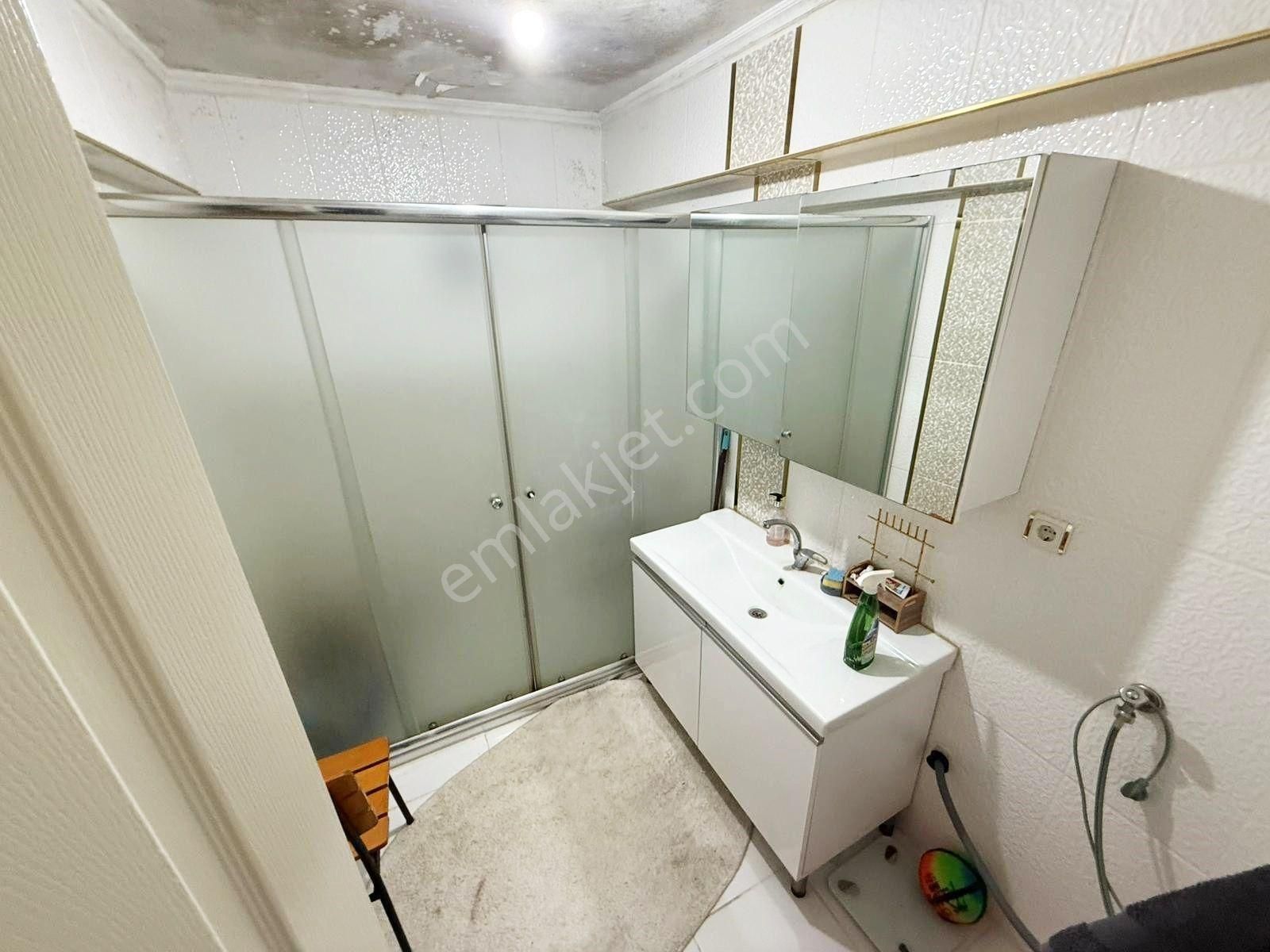 Bağlum Bulvarı Üzeri Katta Ön Cephe İnanılmaz Fiyata 3+1 Daire - Görsel 15