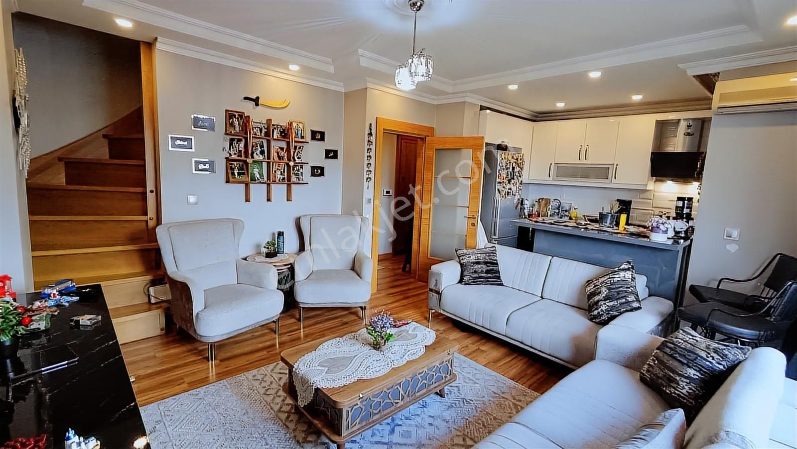 Metrobüse Yürüme Mesafesinde Çatı Dubleks - Görsel 21