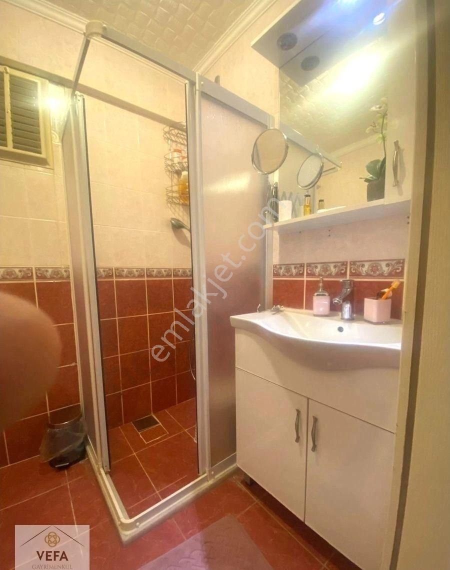 Vefa'dan- Denize 200m Mesafede + Eşyalı Kiralık 2+1 Daire - Görsel 10