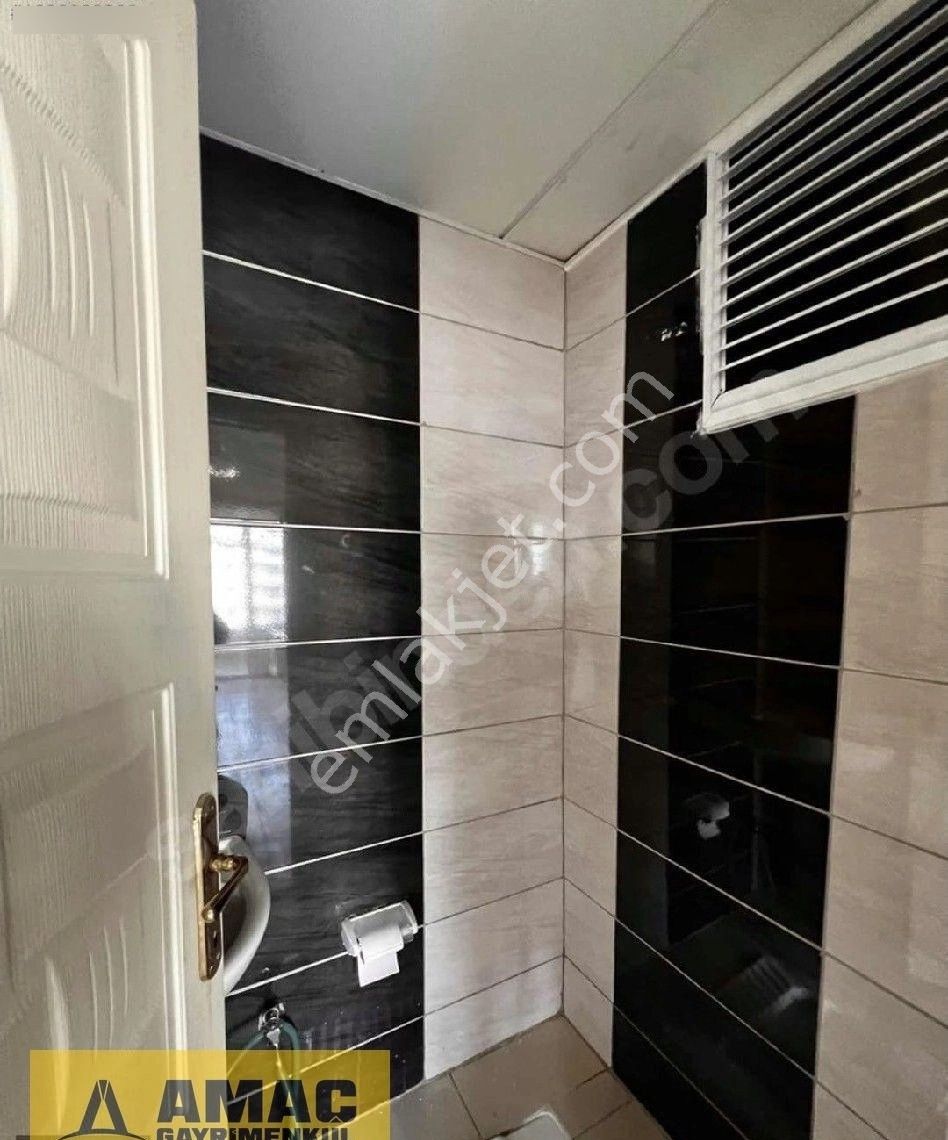 Aydinlar Mahallesi Kiyiboyunda Bulvar Cepheli 10 Yasinda Az Katli 2+1 Kapali Mutfak Cazip Daire - Görsel 11