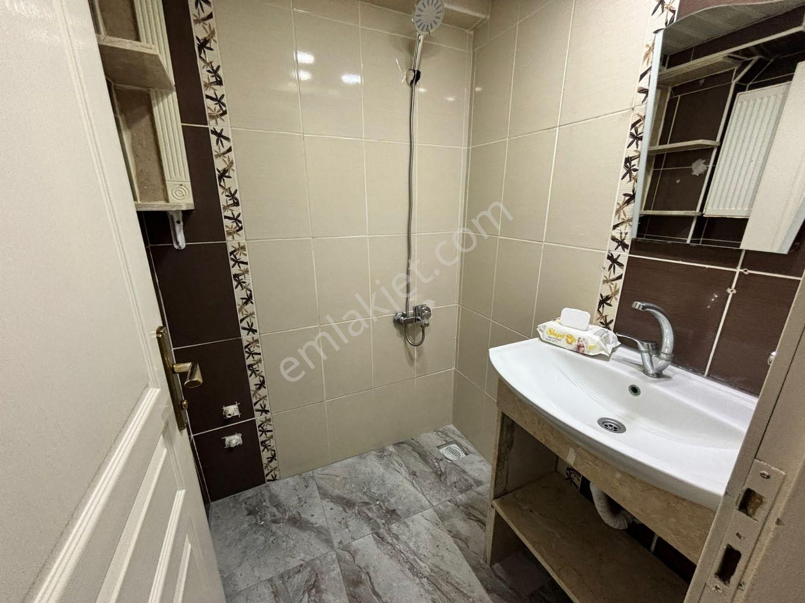 Fiyat Düştü! 2+1_full Eşyalı_26.000tl Gtrli_balkon_özel Girş Tks - Görsel 5