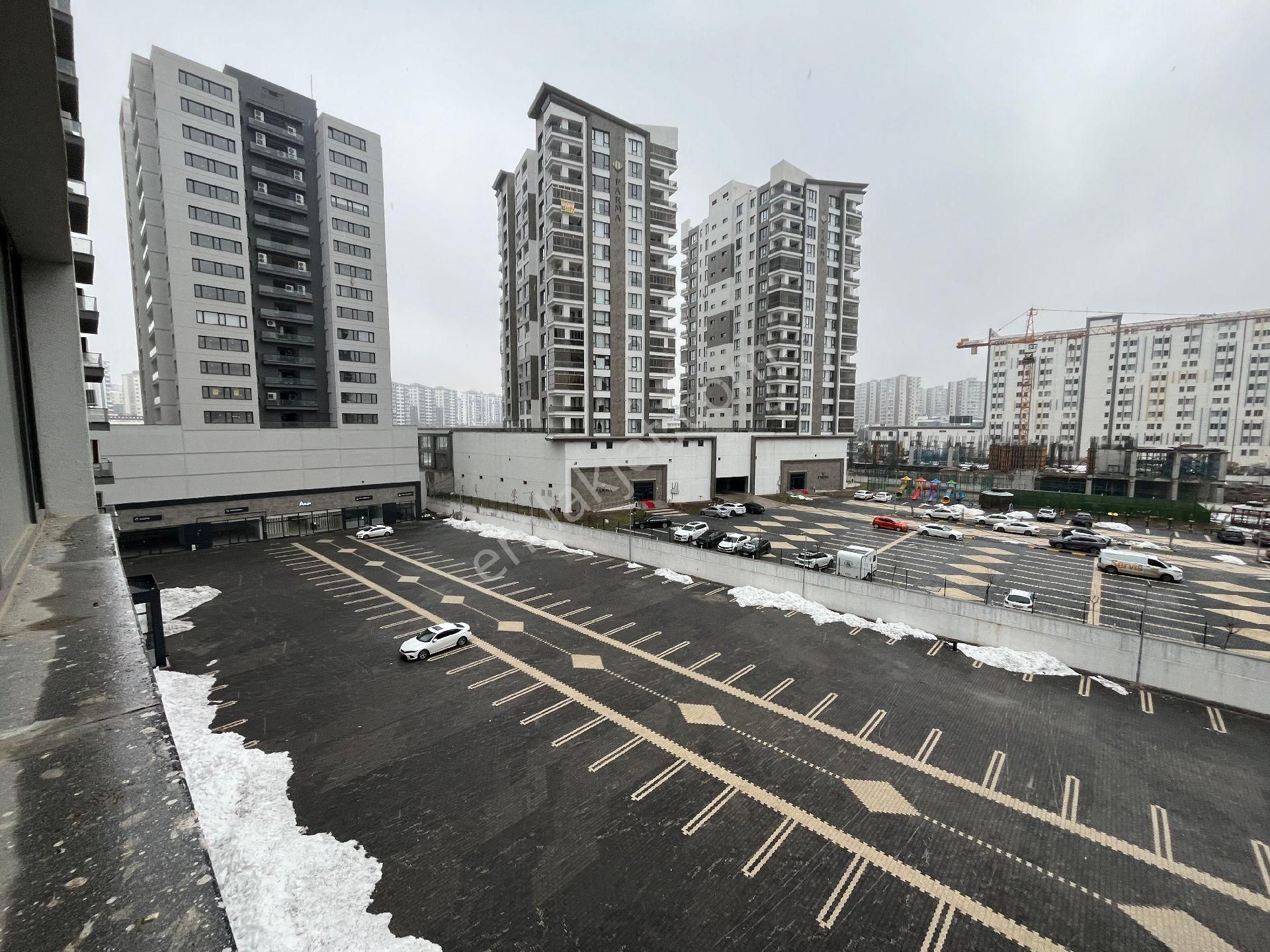 Radison Otel Karşısı 2+1 Lüks Sıfır Kiralık Ofis - Görsel 16