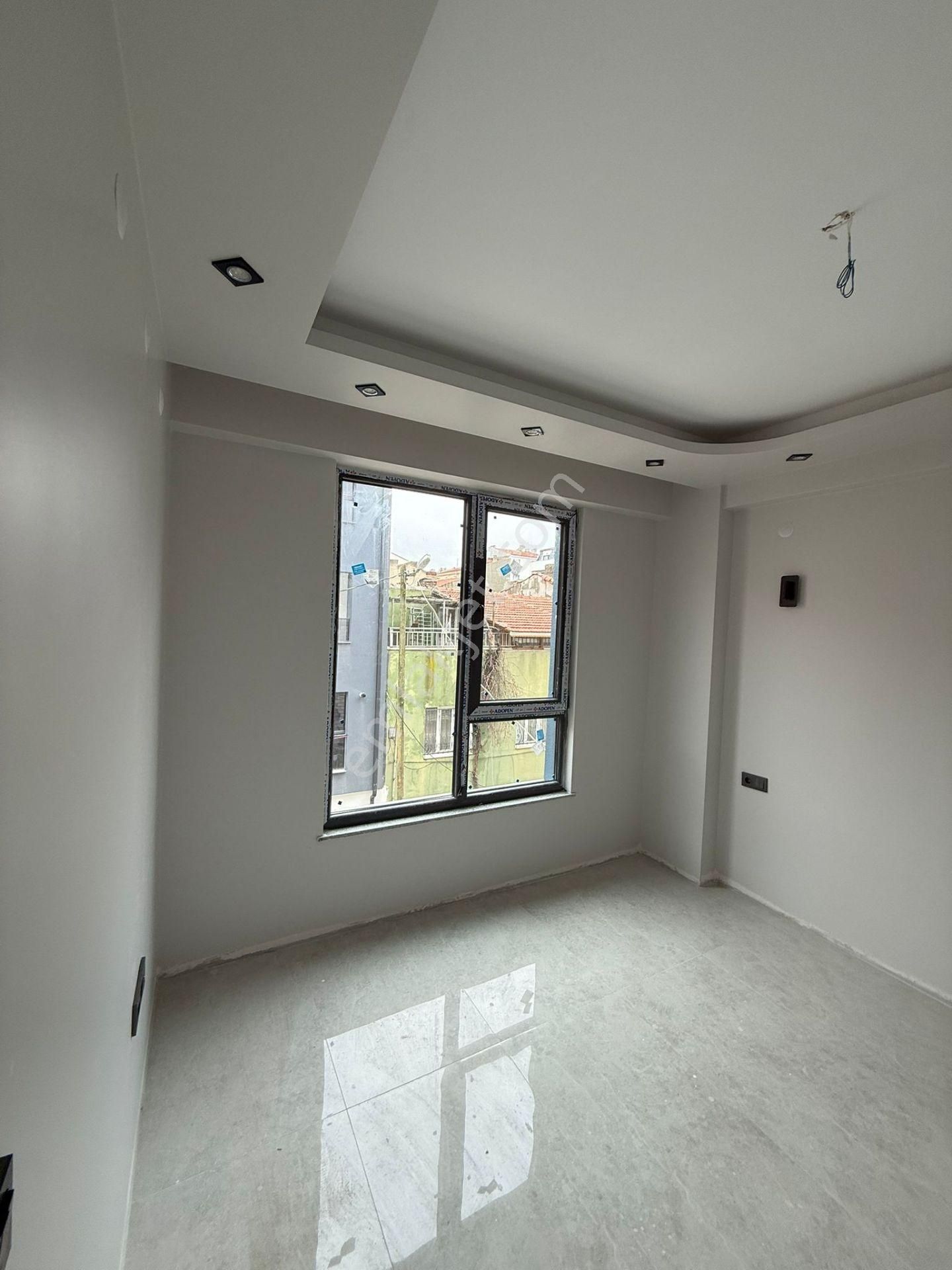 Çamlıca Mahallesinde Sıfır 1+1 Daire - Görsel 5