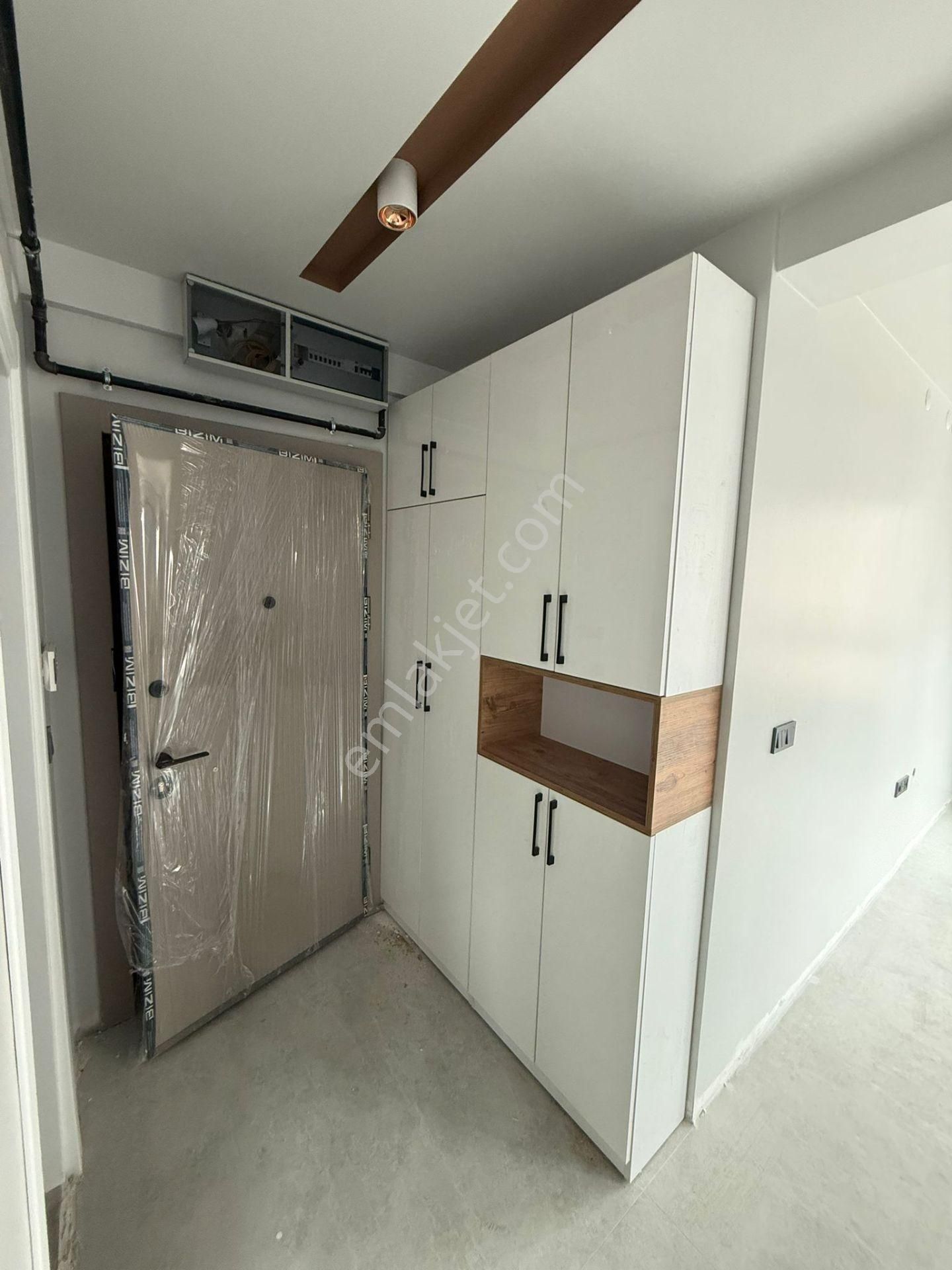 Çamlıca Mahallesinde Sıfır 1+1 Daire - Görsel 10