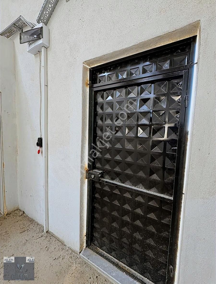 Kozaklı'da Her İşe Uygun Satılık 140 M² Dükkan & Depo Hangar - Görsel 5