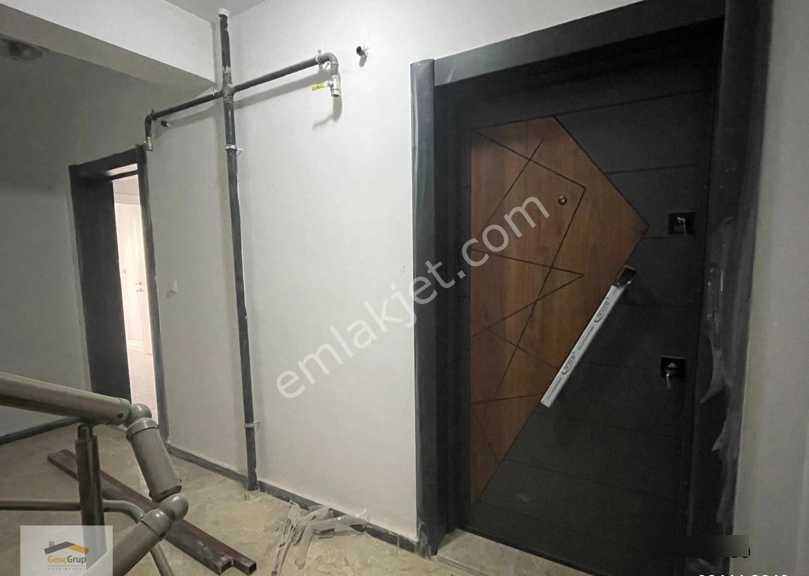 *genç Grup* Gündüz Ökçün Yakını Asansörlü Cam Balkonlu 2+0 Daire - Görsel 8