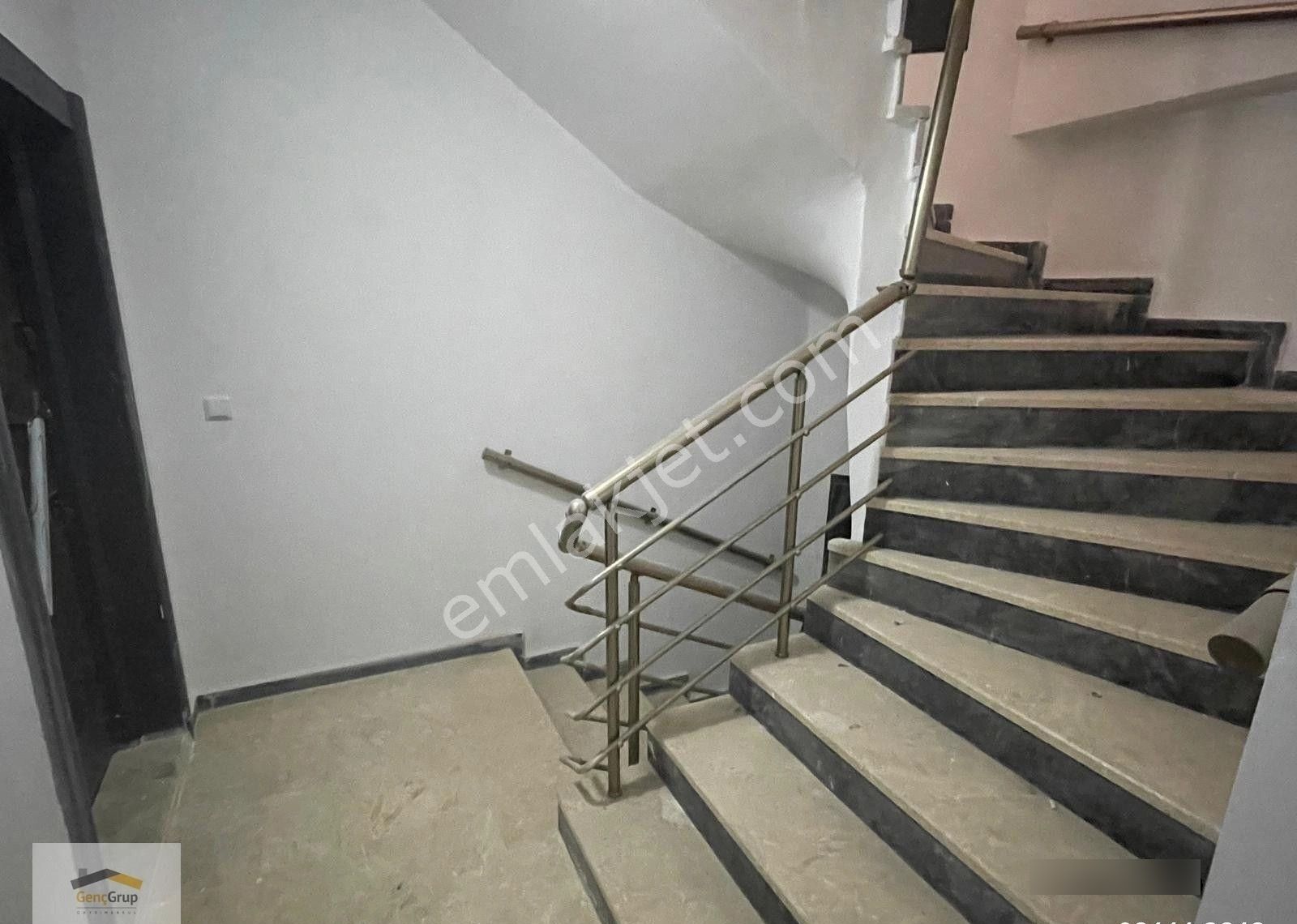 *genç Grup* Gündüz Ökçün Yakını Asansörlü Cam Balkonlu 2+0 Daire - Görsel 4