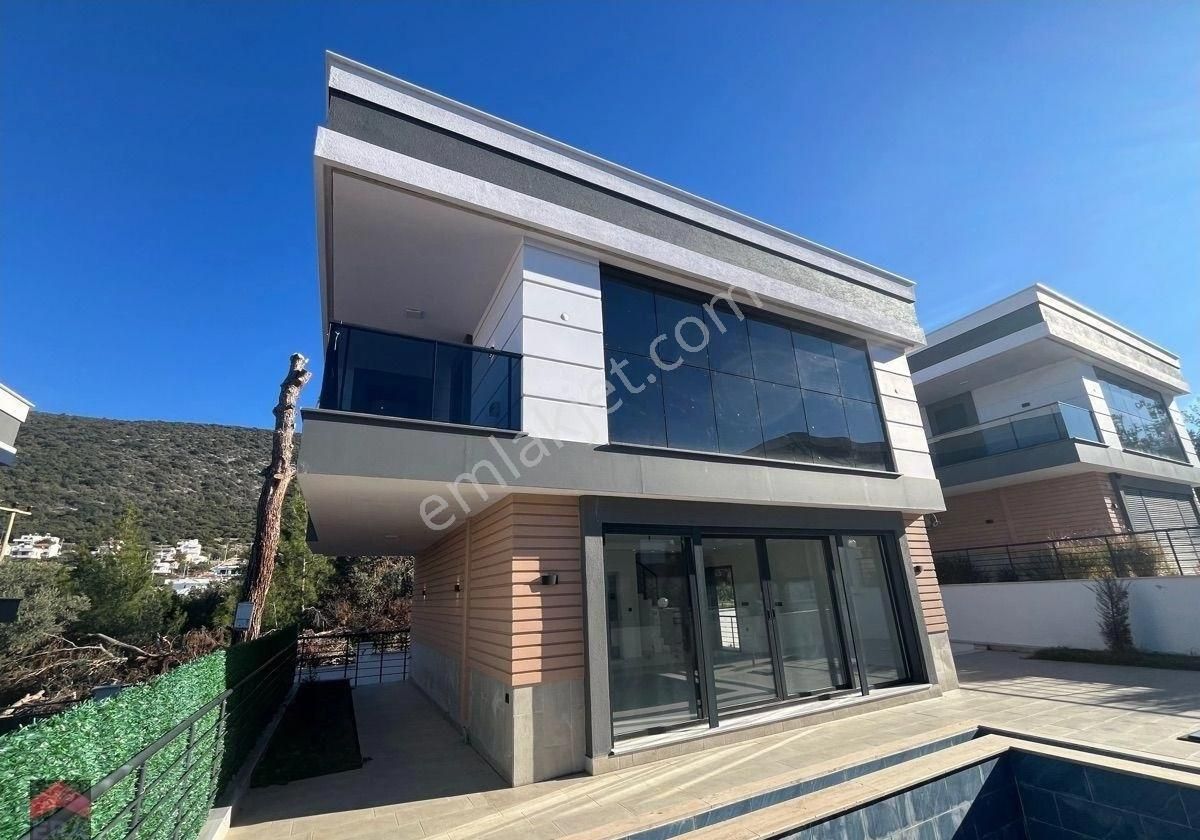 Didim Akbük Te Satılık 3+1 Müstakil Villa - Görsel 2