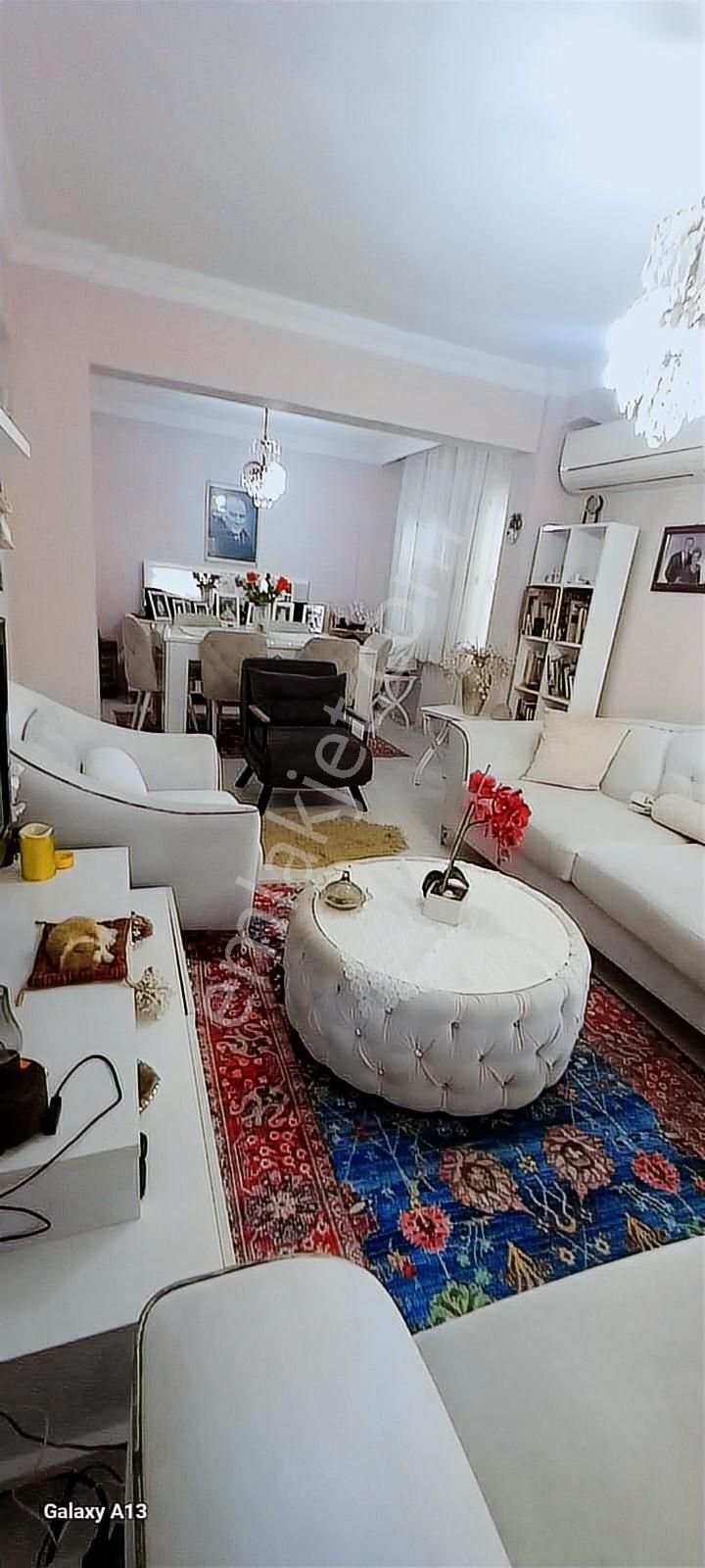 520 Gayrimenkulden 2+1 Denize Sıfır Konumda Satılık Daire