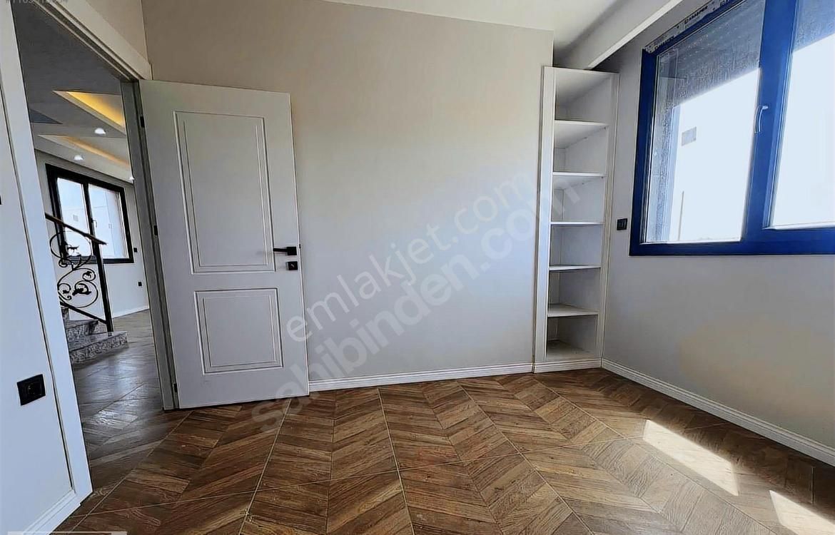 Ayvalık Küçükköyde 520 Gayrimenkulden 4+1 Satılık Lüks Villa - Görsel 10