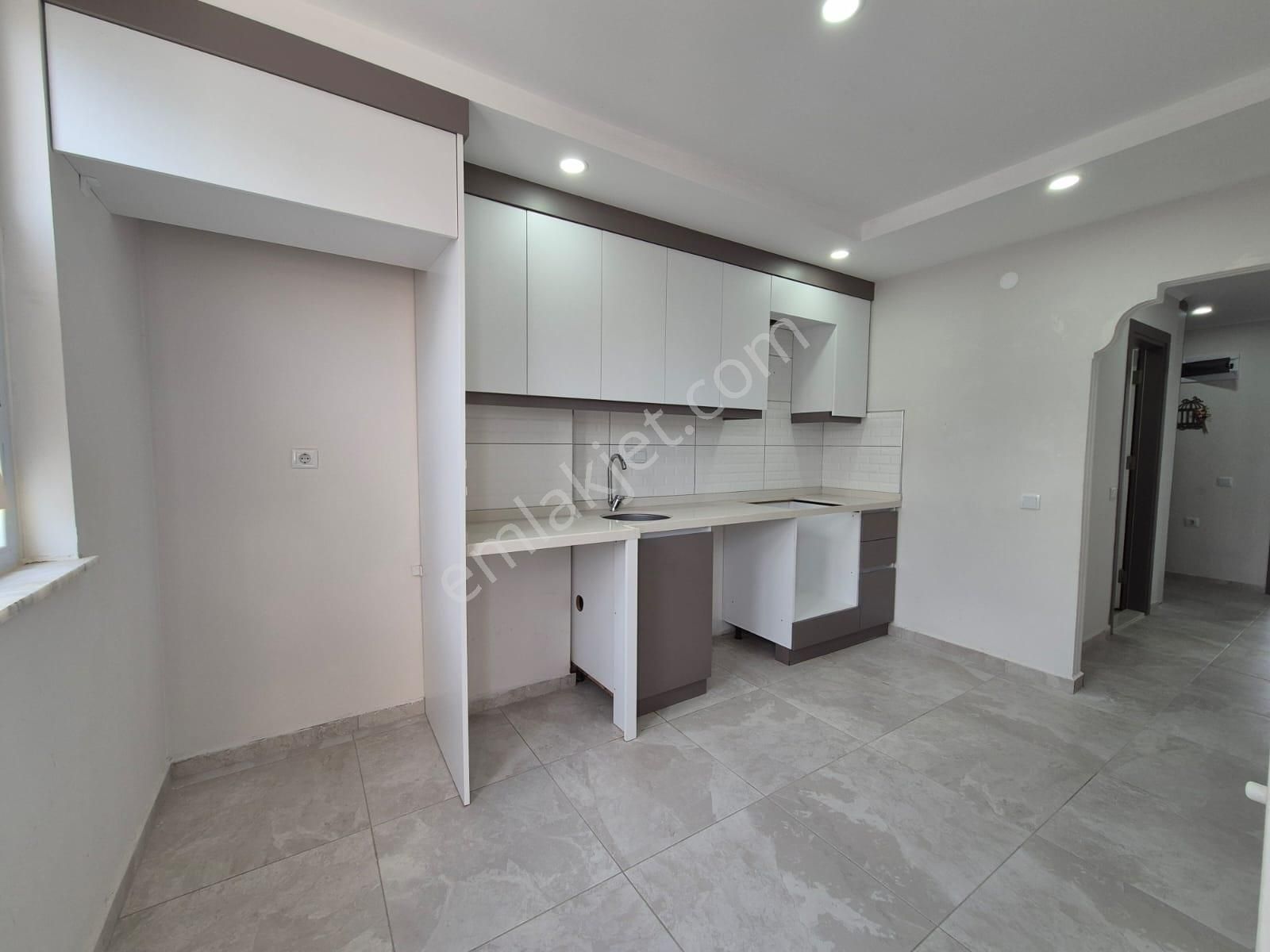 Acil Erenköyde Asansörlü İskanlı G Korkut C 150m Katta 2+1 Daire - Görsel 11