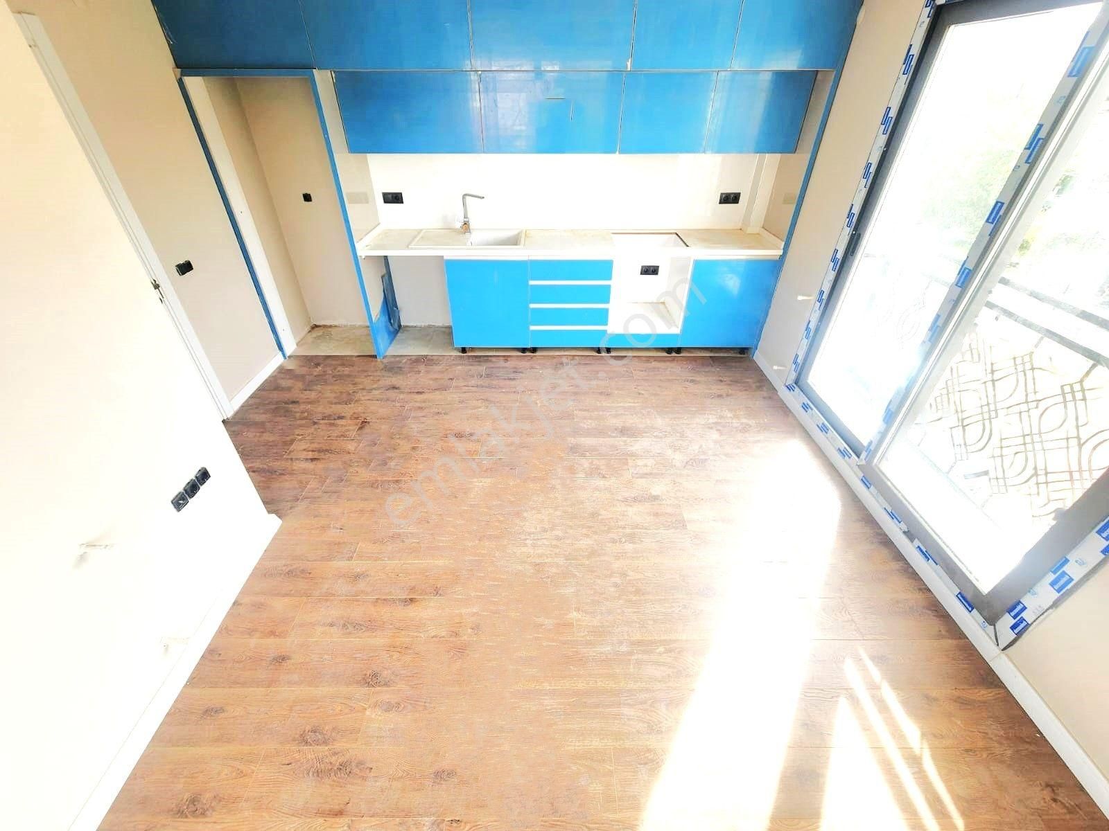 Aygül'den Burhaniye'nin Merkezi Lokasyonun'da Öğretmenler Plajına 1 Sokak Sıfır 1+1 Satılık Daireler - Görsel 7