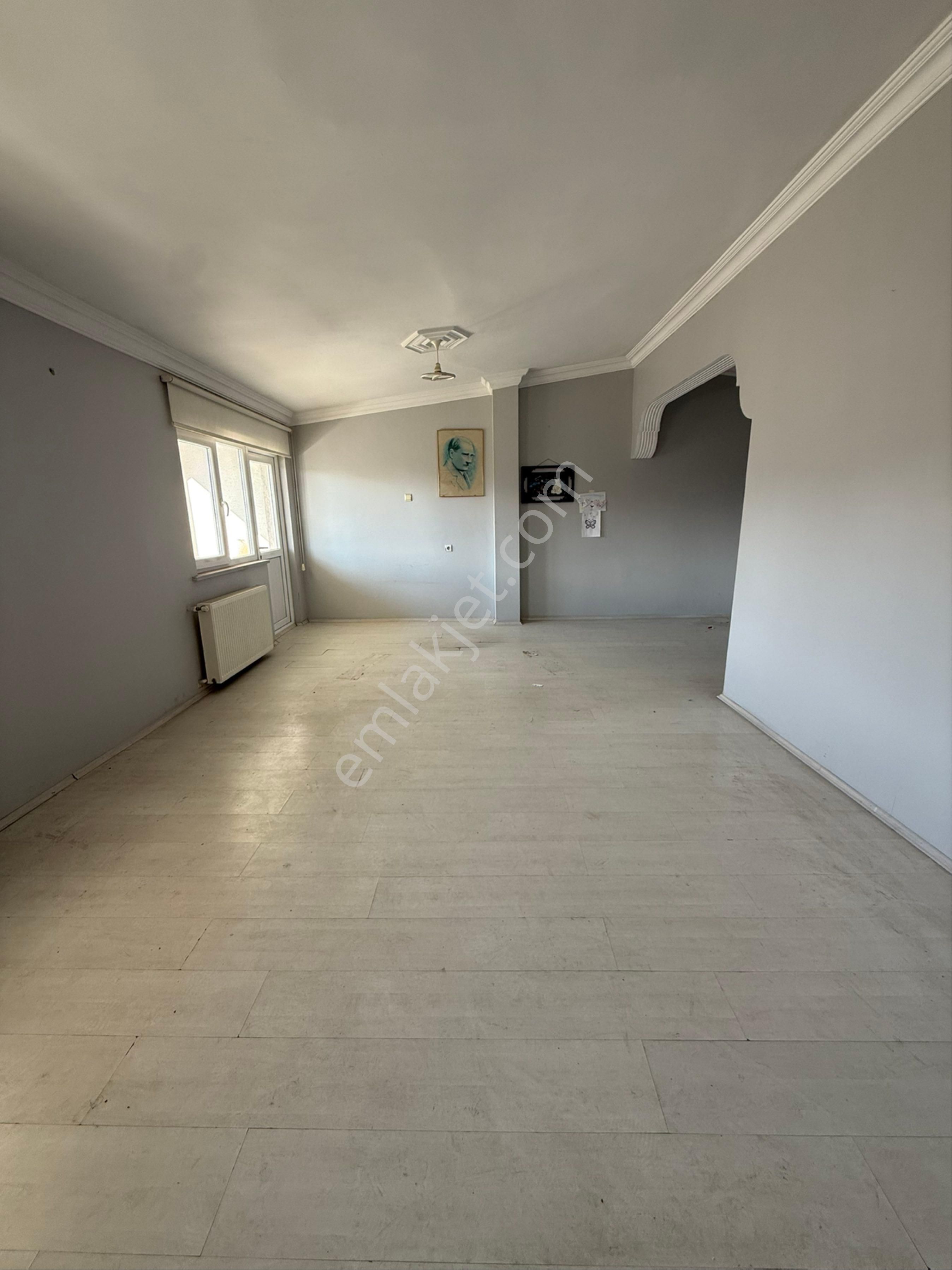 Çerkezköy Çarşı Merkezde 150 M2 Teras Kat 2+1 Fırsat Daire - Görsel 18