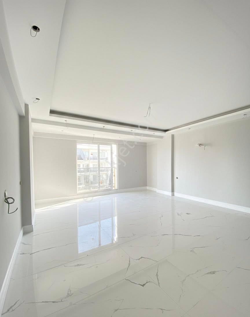 Eylül Gayrimenkul Güvencesiyle Bulvar Üzeri 2. Kat 3+1 Sıfır Konut