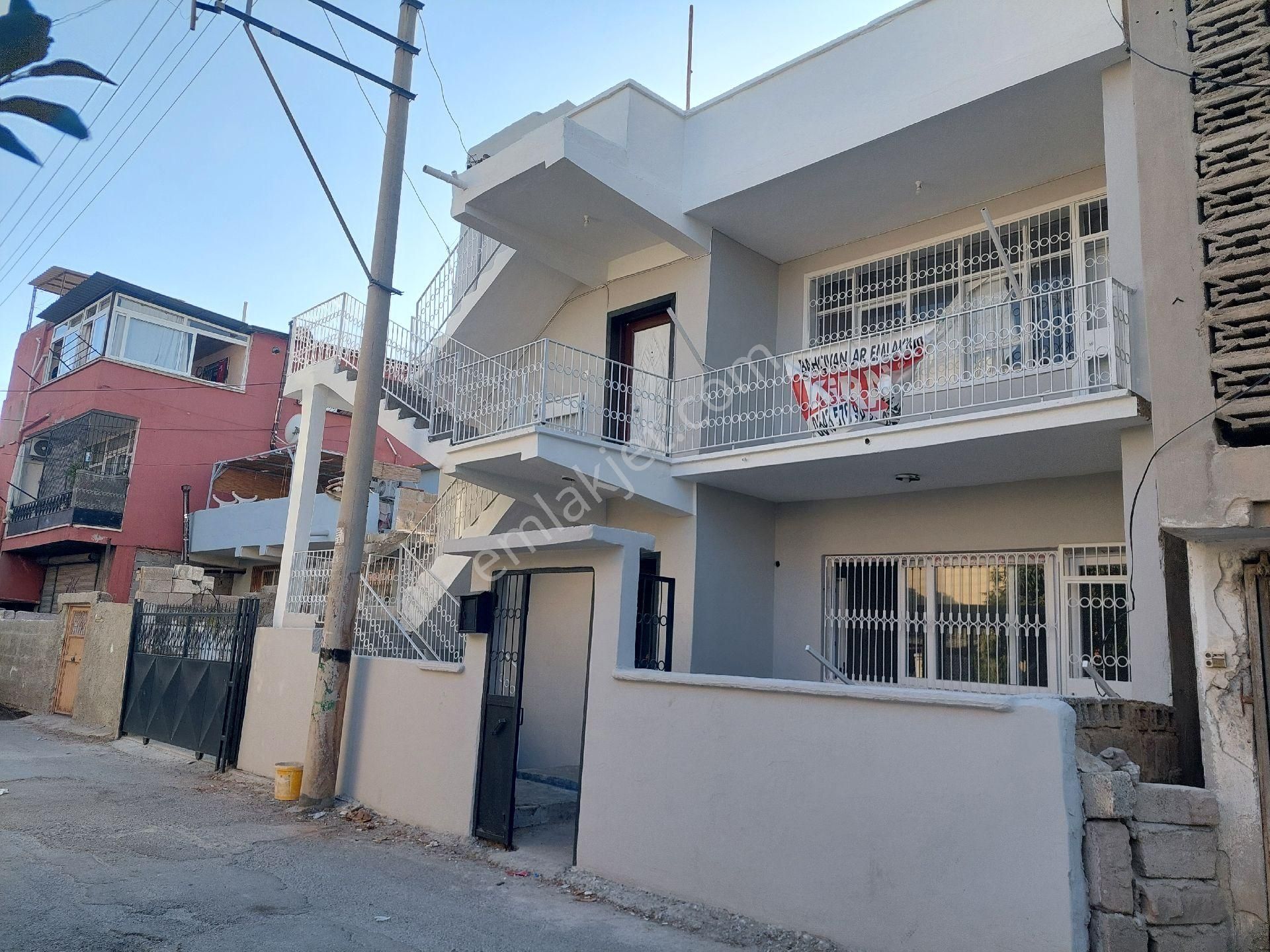 Bahçıvanlar Emlak'tan Acil Satılık 2 Katlı Müstakil - Görsel 32