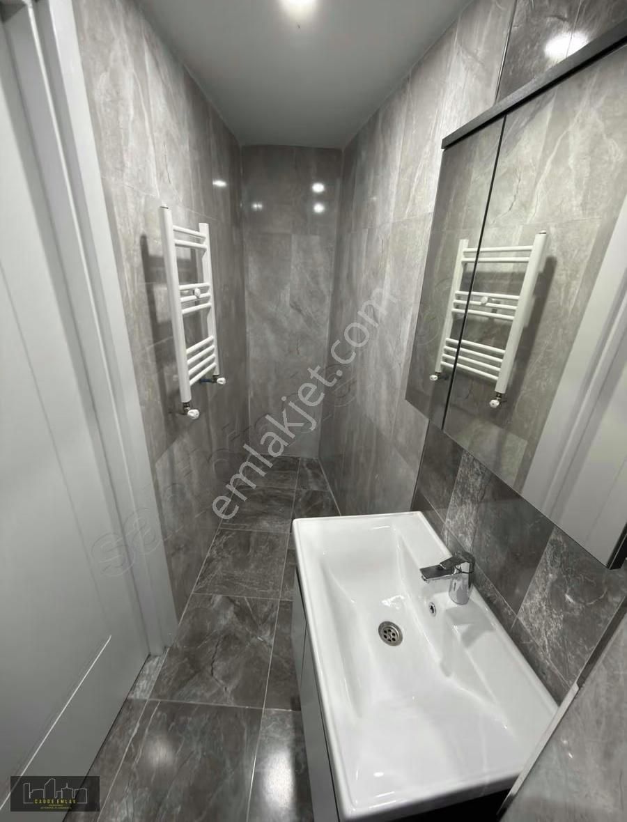 Cadde Emlak Sıfır Yüksek Camlı 1+1 Yatırımlık Lüx Bahçe Katı - Görsel 15